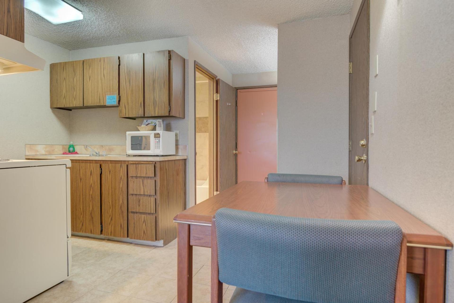 Redmond Inn photo 23