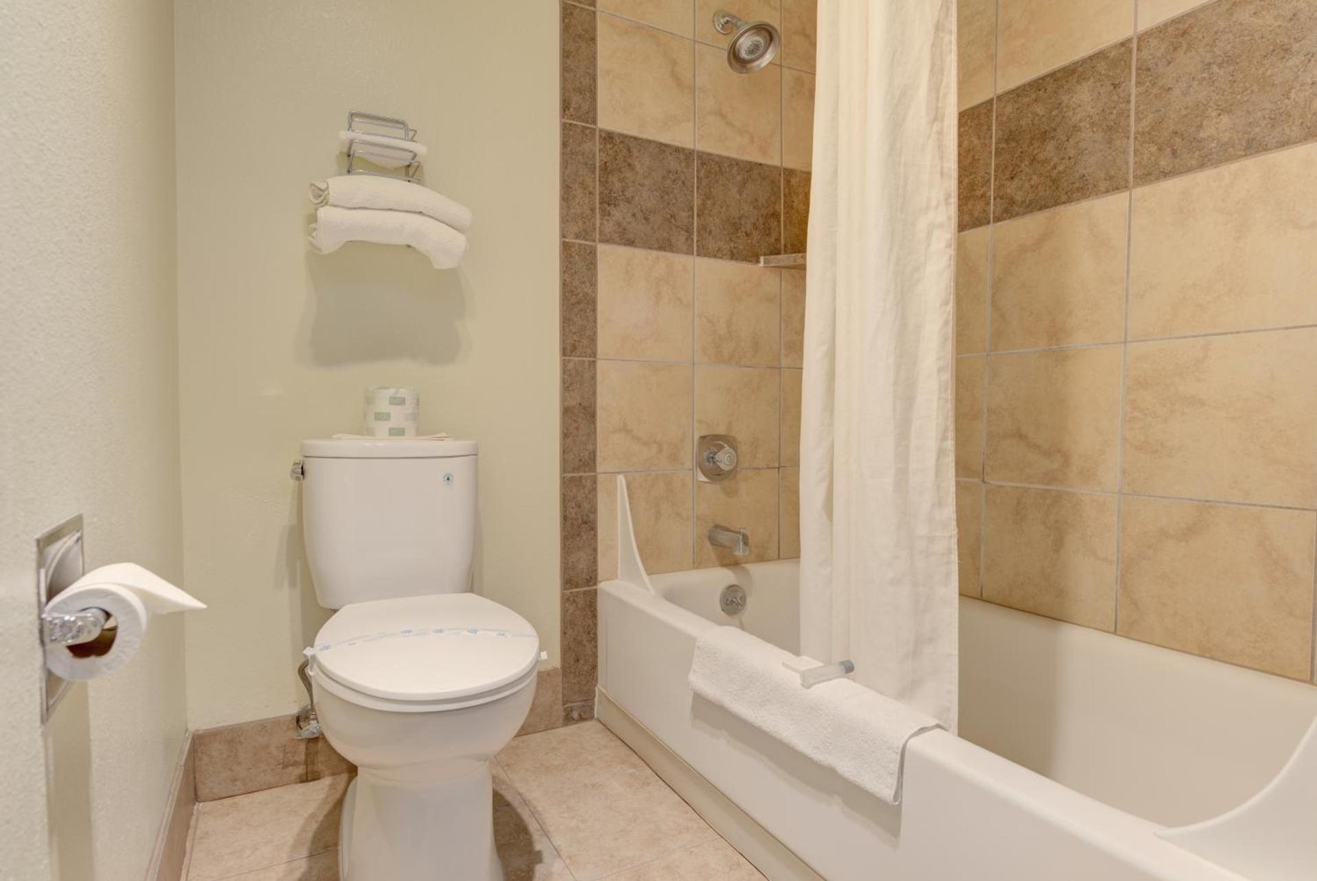 Redmond Inn photo 12