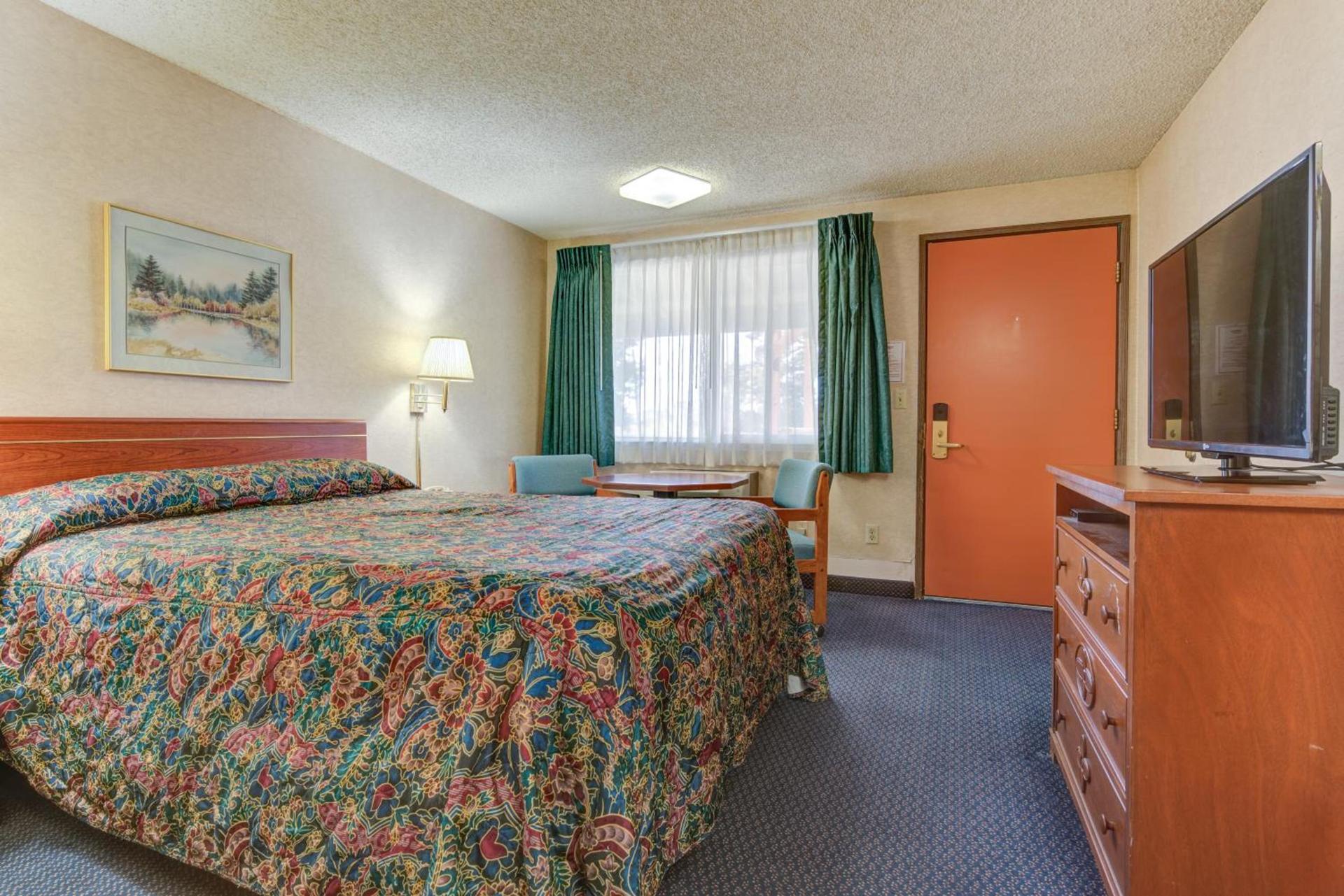 Redmond Inn photo 11