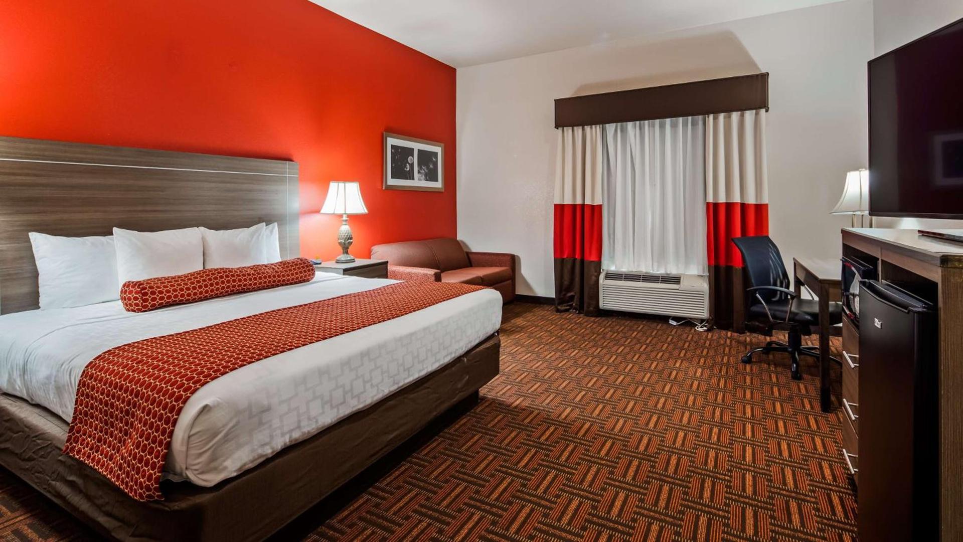 Best Western PLUS Memorial Inn photo 7