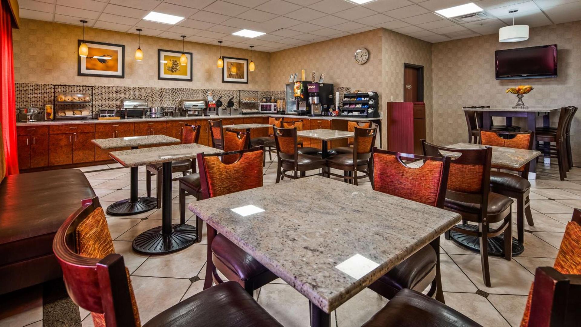 Best Western PLUS Memorial Inn photo 16