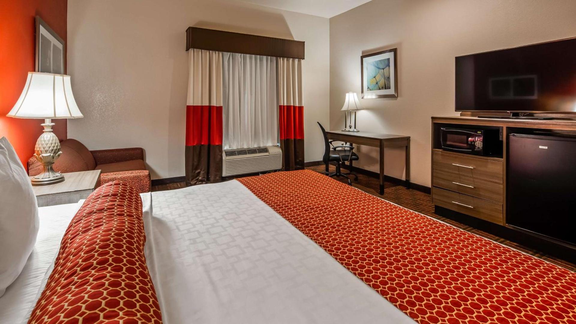 Best Western PLUS Memorial Inn photo 11