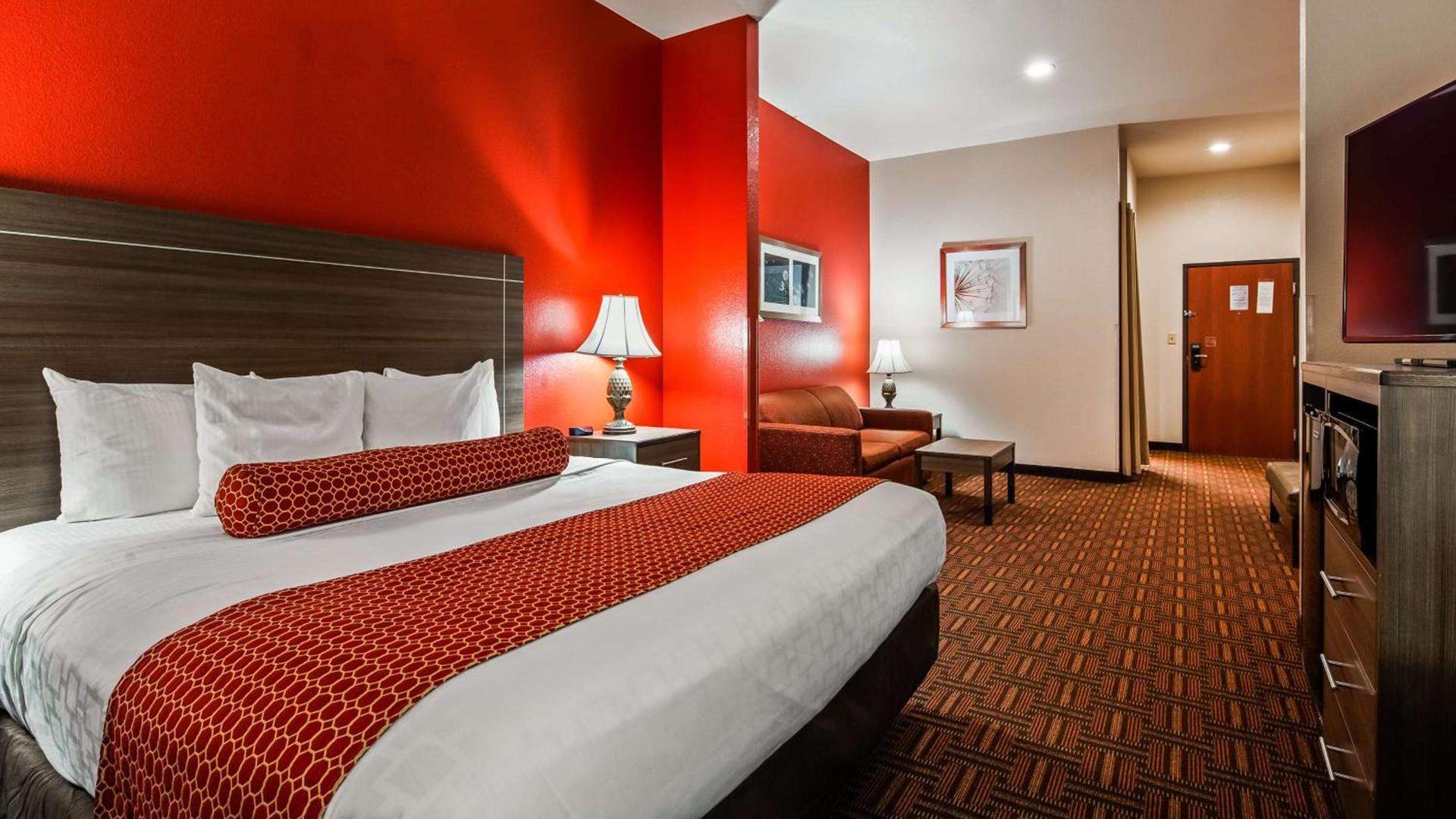 Best Western PLUS Memorial Inn photo 9