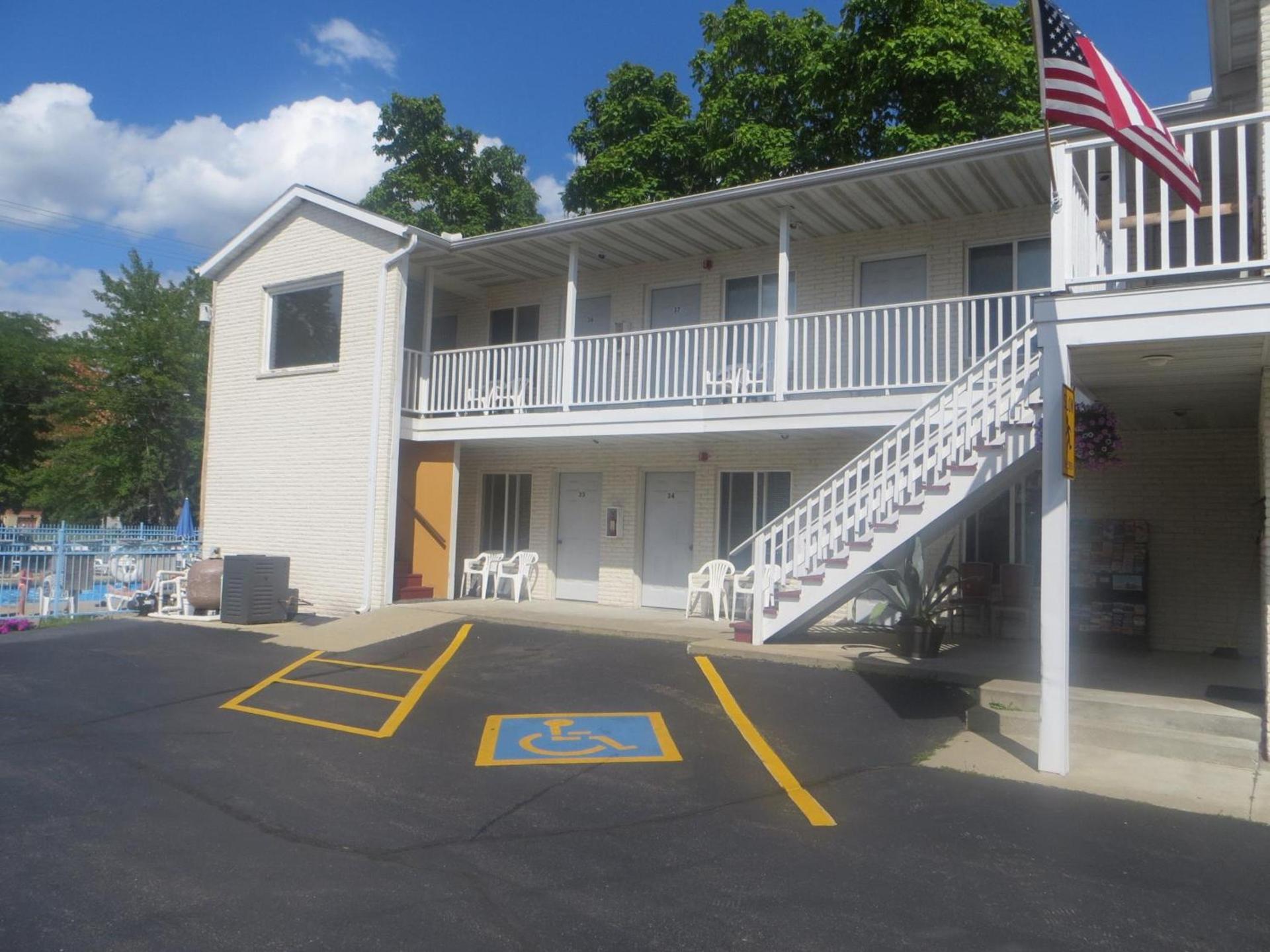 Starlite Motel photo 39