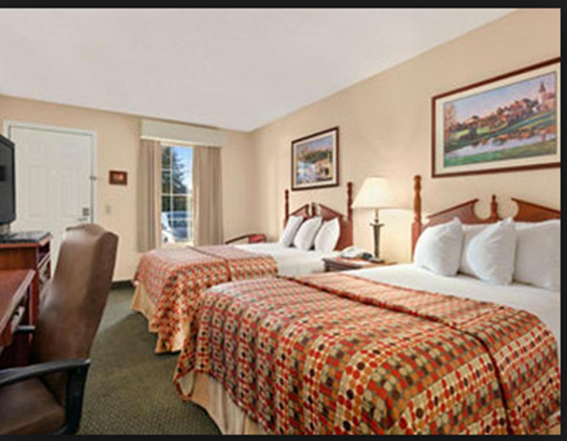 Baymont by Wyndham Sanford photo 23