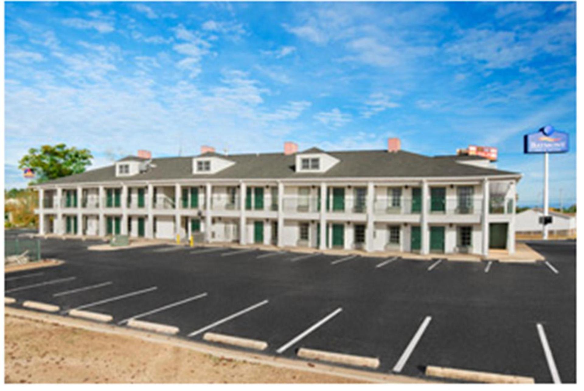Baymont by Wyndham Sanford photo 20