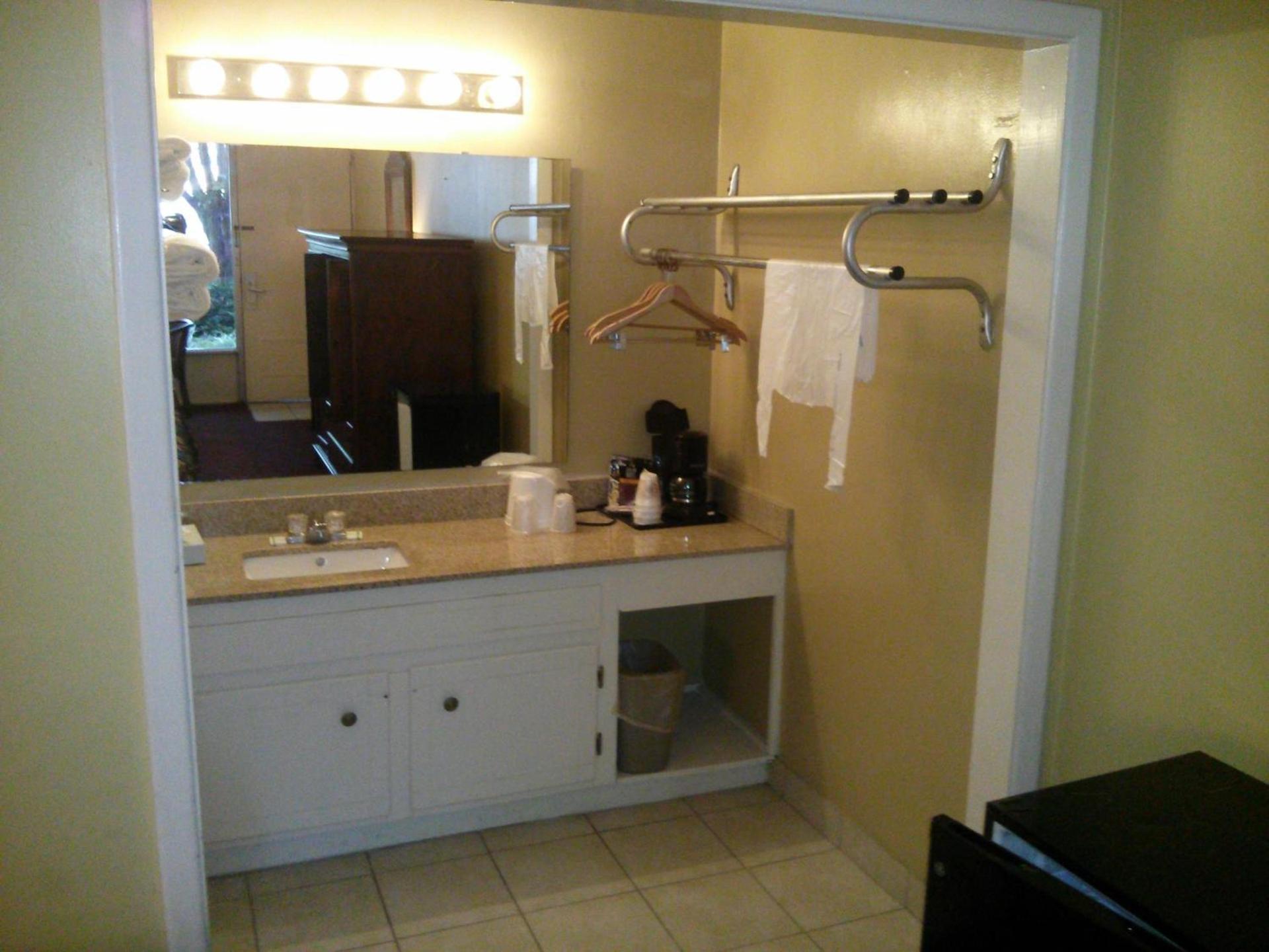Motel 6-Florence, SC photo 44