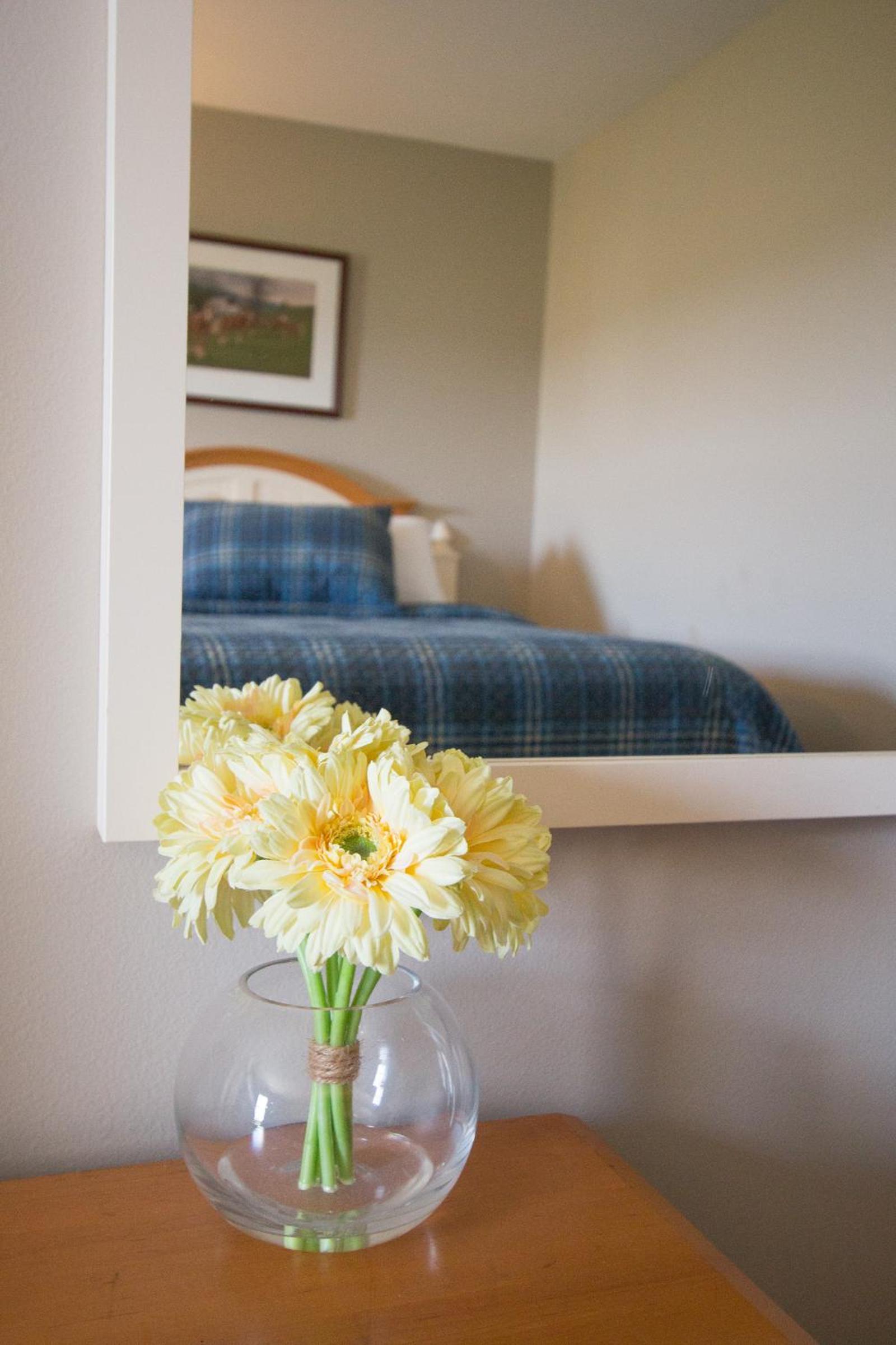 Blue Gate Garden Inn photo 49