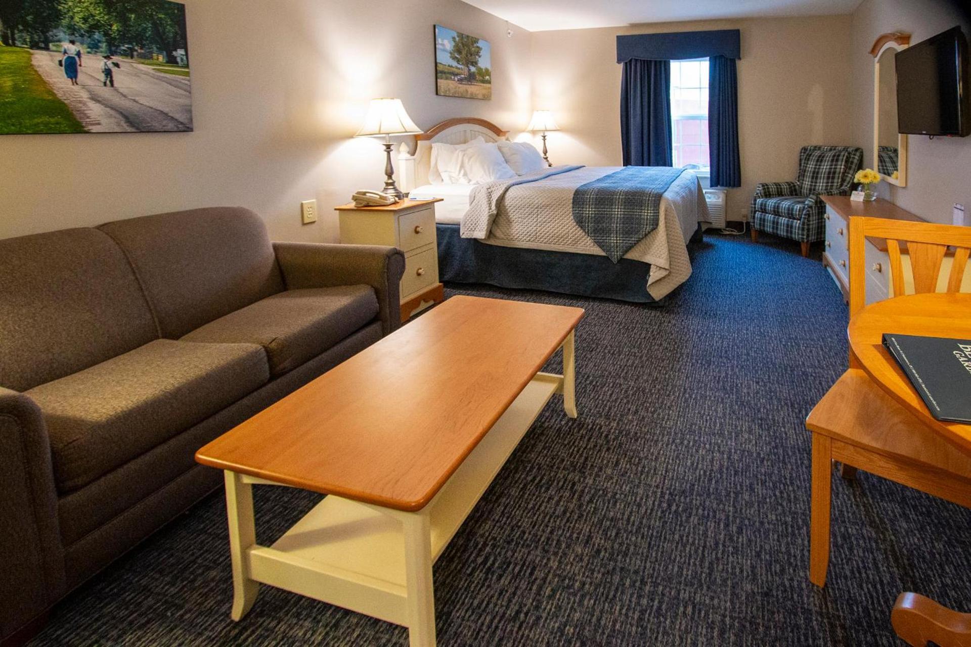 Blue Gate Garden Inn photo 52