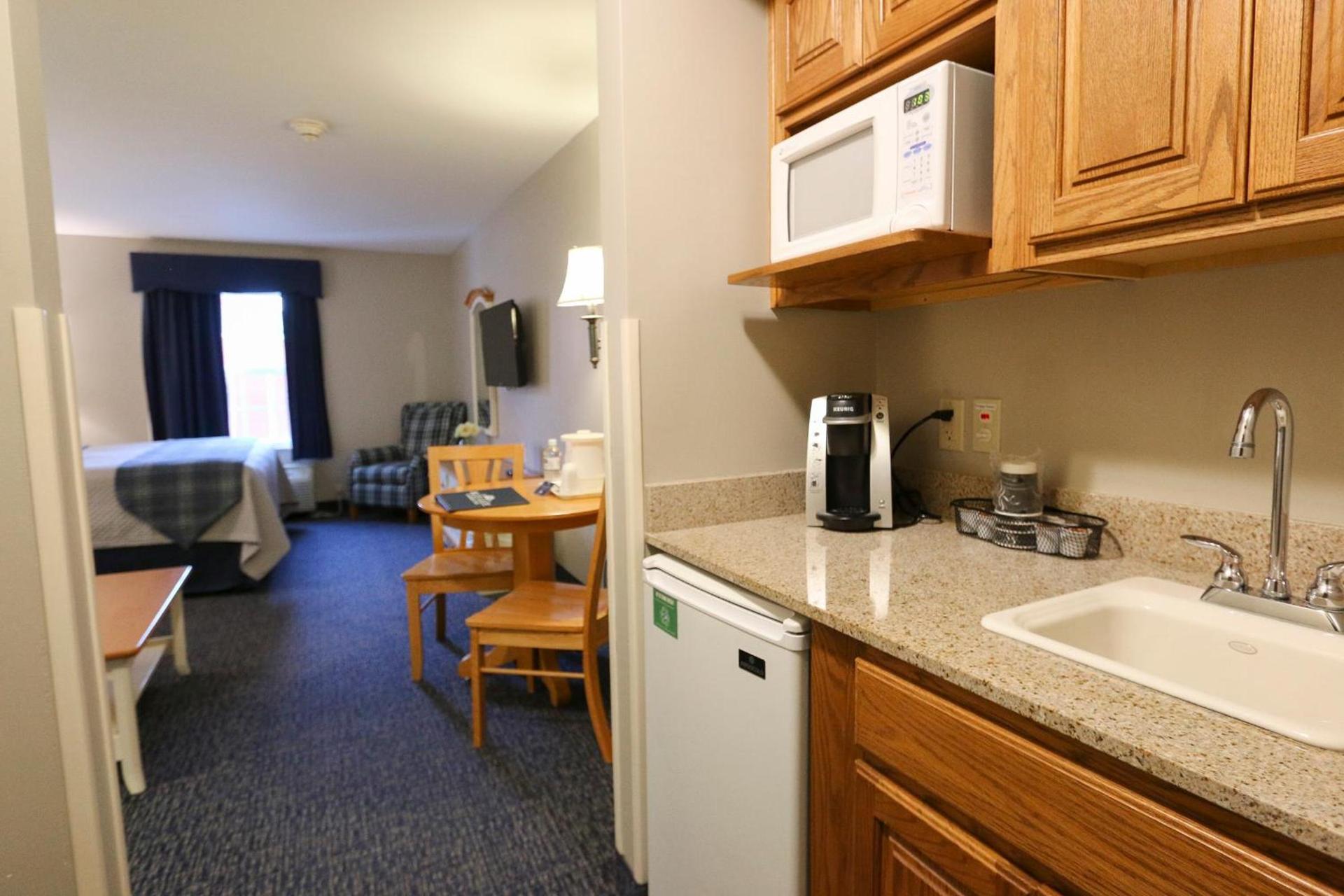 Blue Gate Garden Inn photo 60