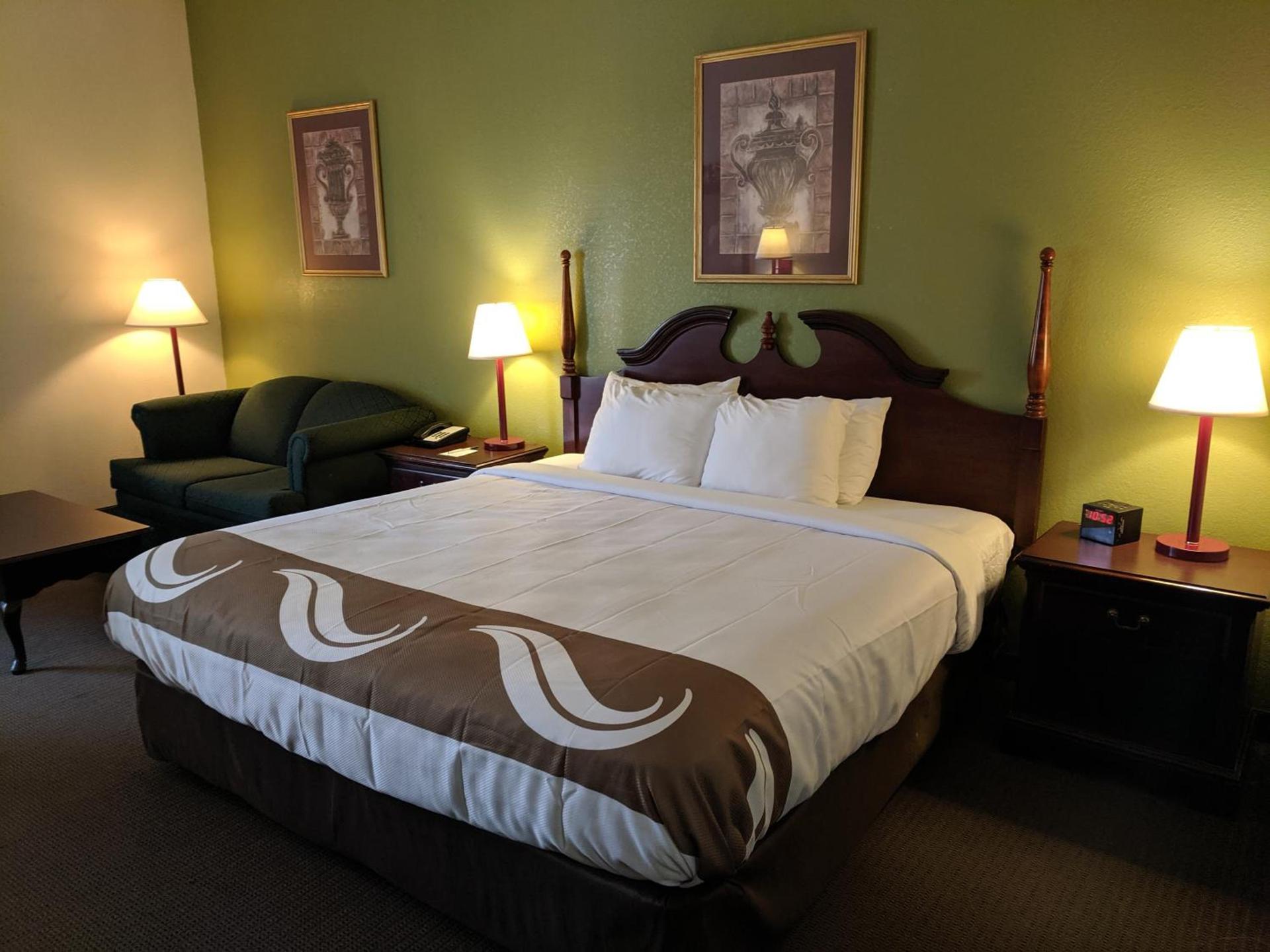 Quality Inn & Suites Thomasville-High Point photo 29