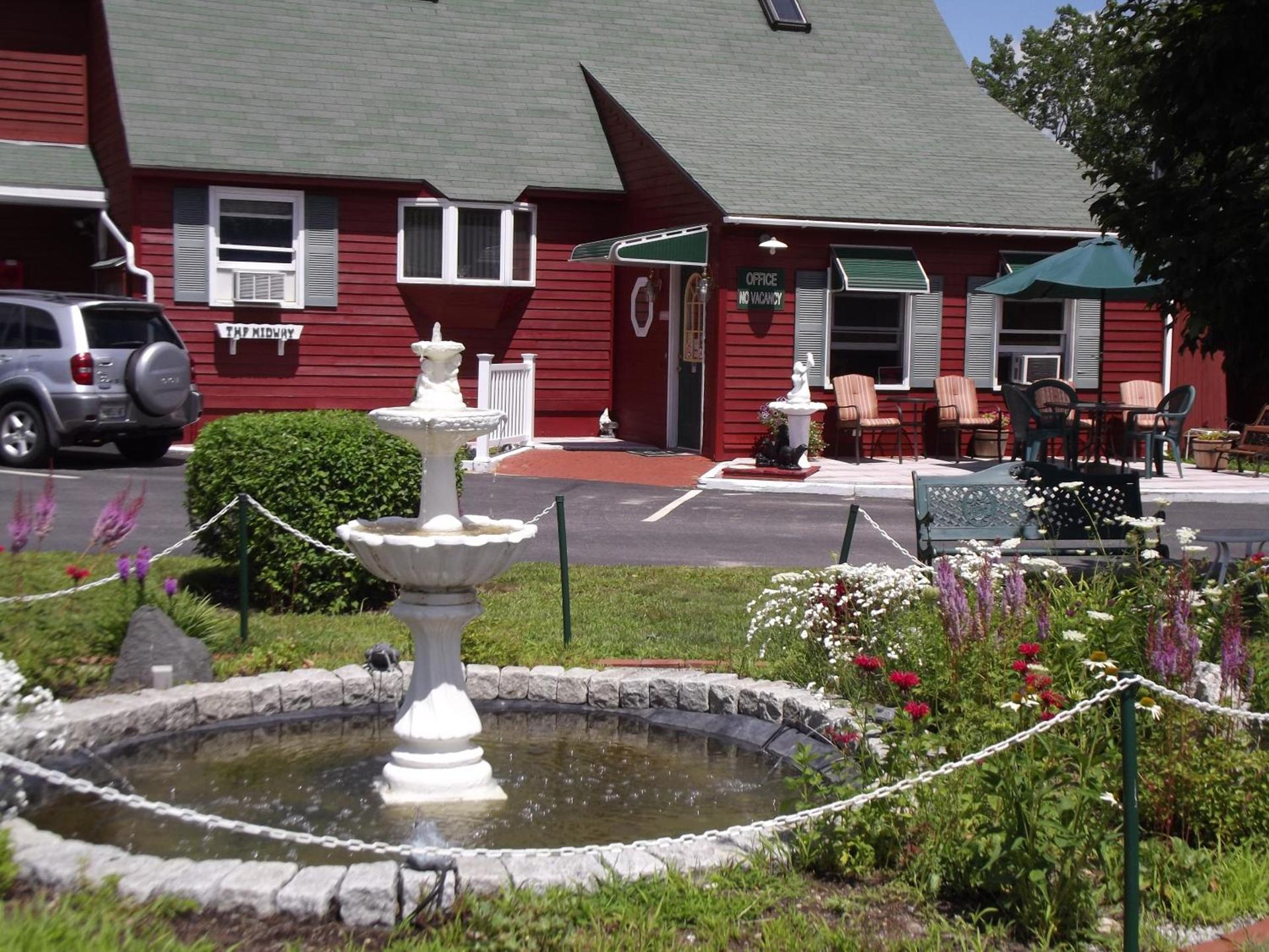 Midway Lodging photo 28