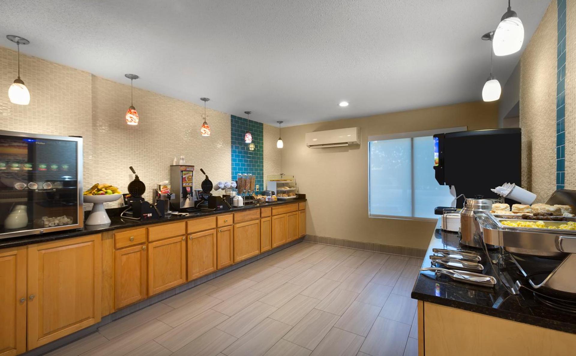 La Quinta Inn by Wyndham North Myrtle Beach photo 19