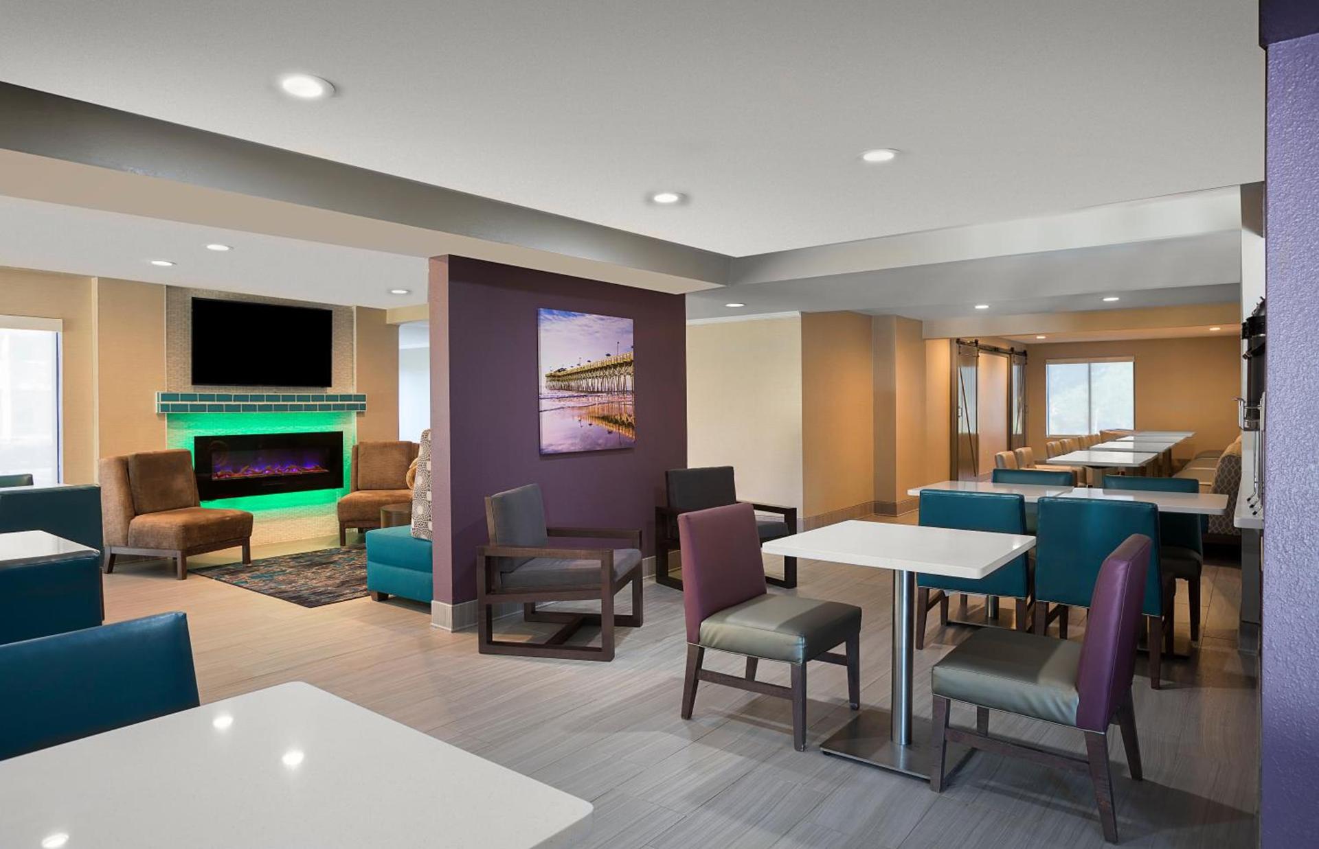 La Quinta Inn by Wyndham North Myrtle Beach photo 12