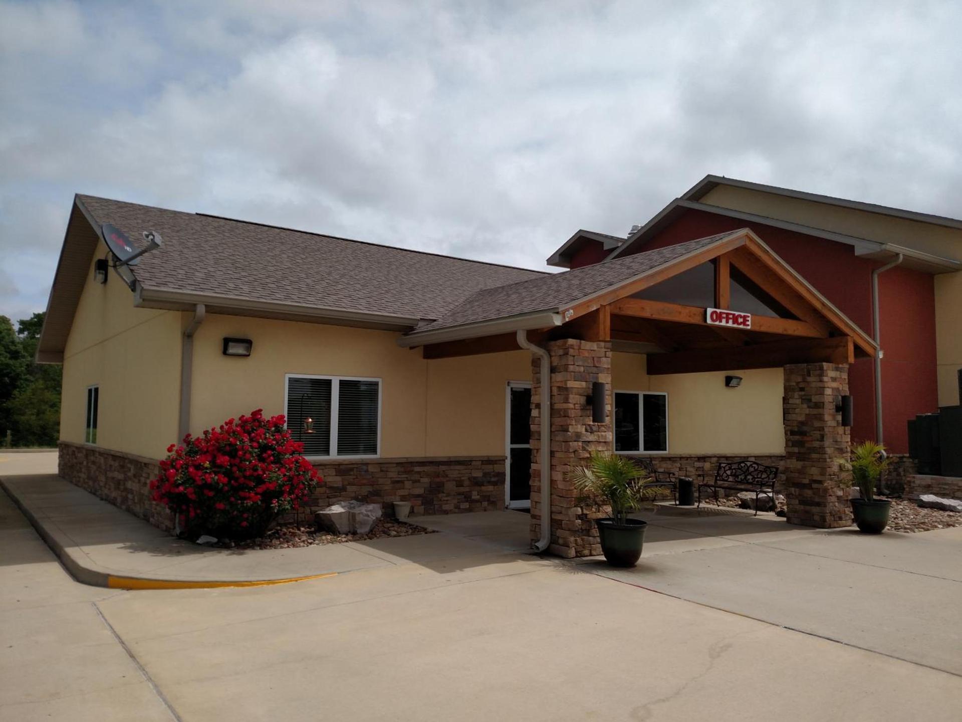 SureStay Hotel by Best Western Whittington Rend Lake photo 32