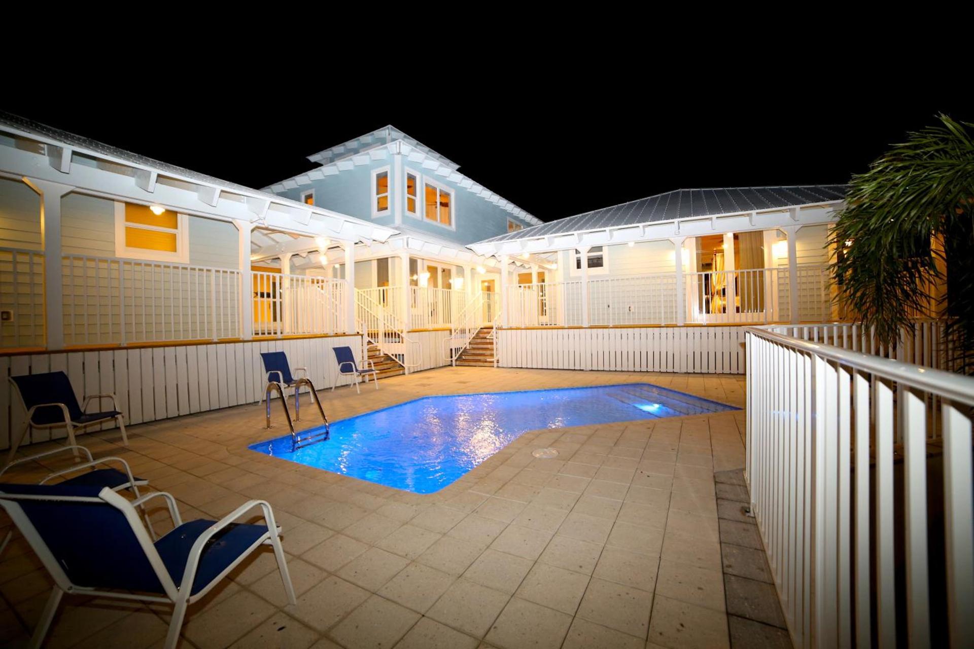 Dolphin Point Villas photo 9