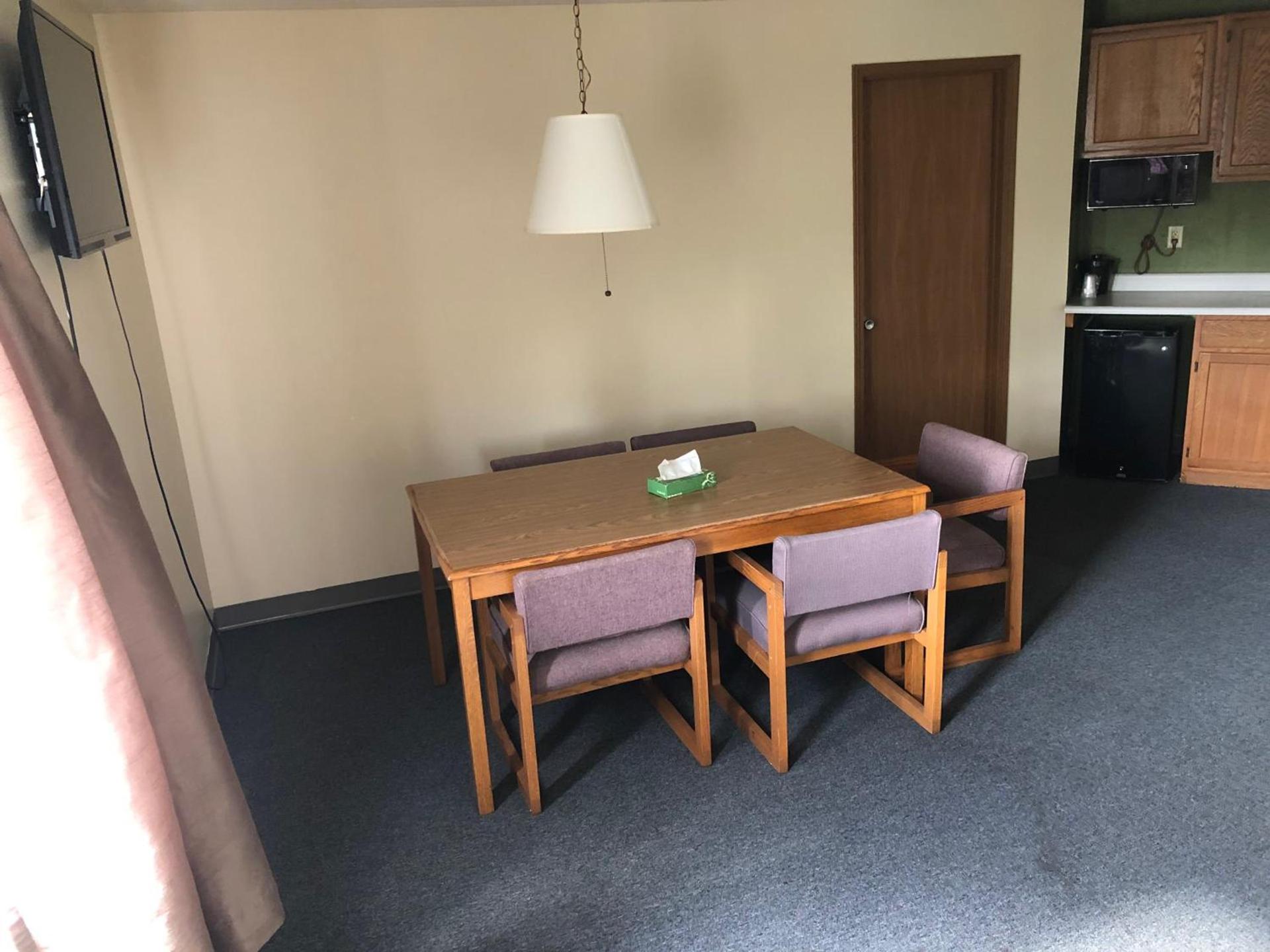 Salt Creek Inn photo 16