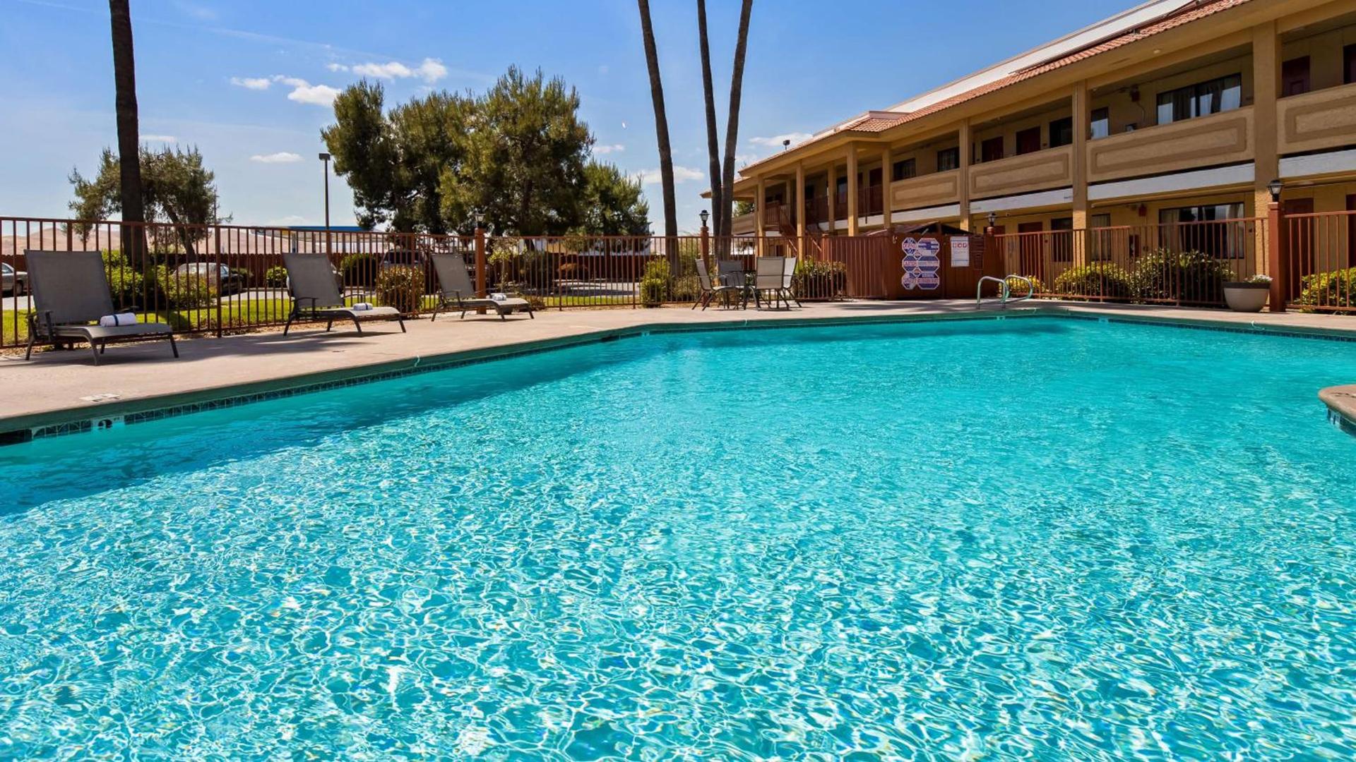 Best Western Apricot Inn photo 2