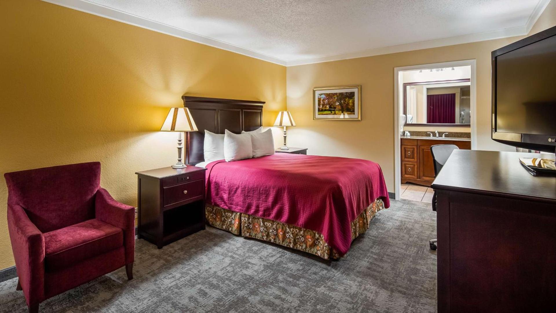 Osage Creek Lodge photo 16