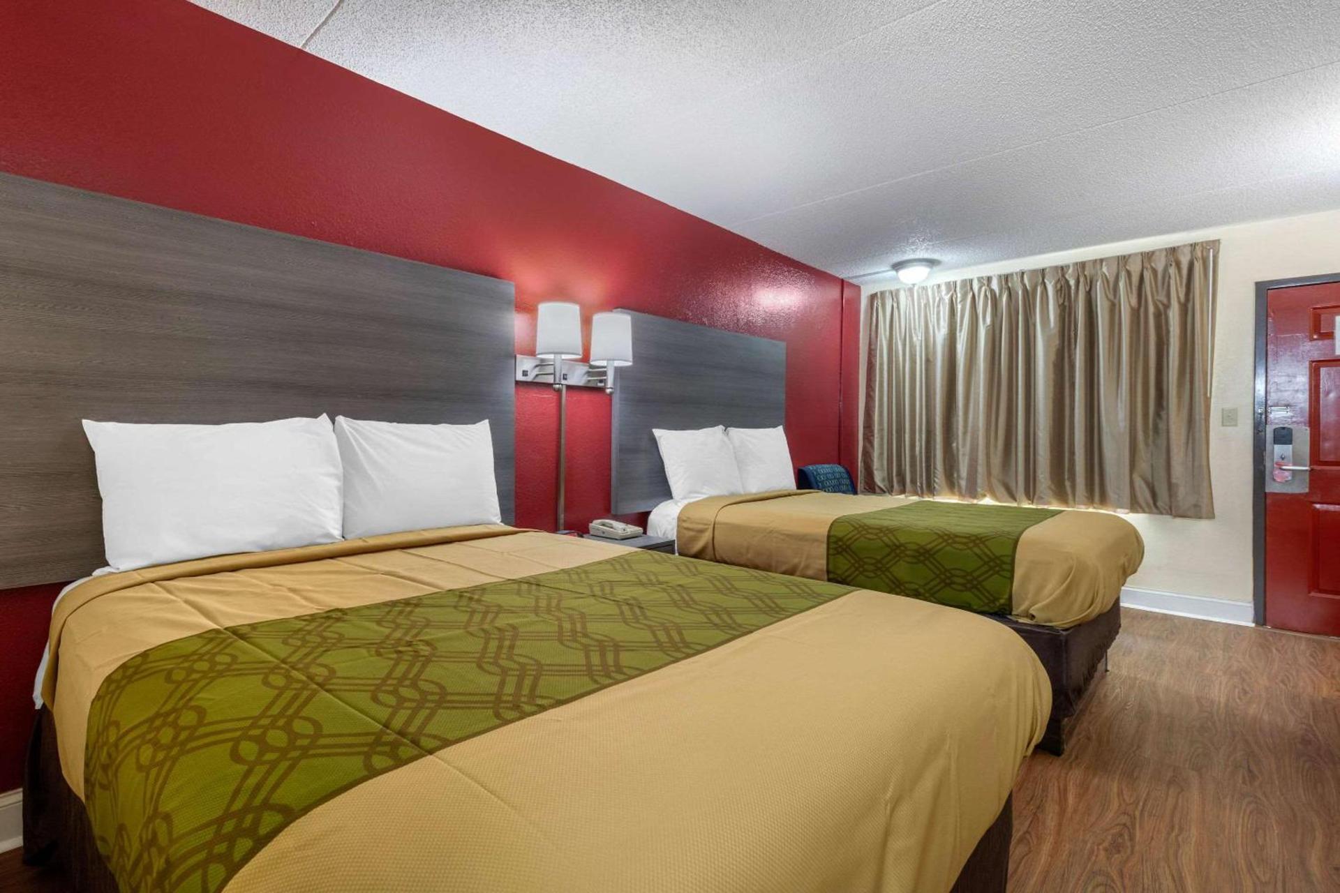 Econo Lodge Chattanooga Northeast - Ooltewah photo 2