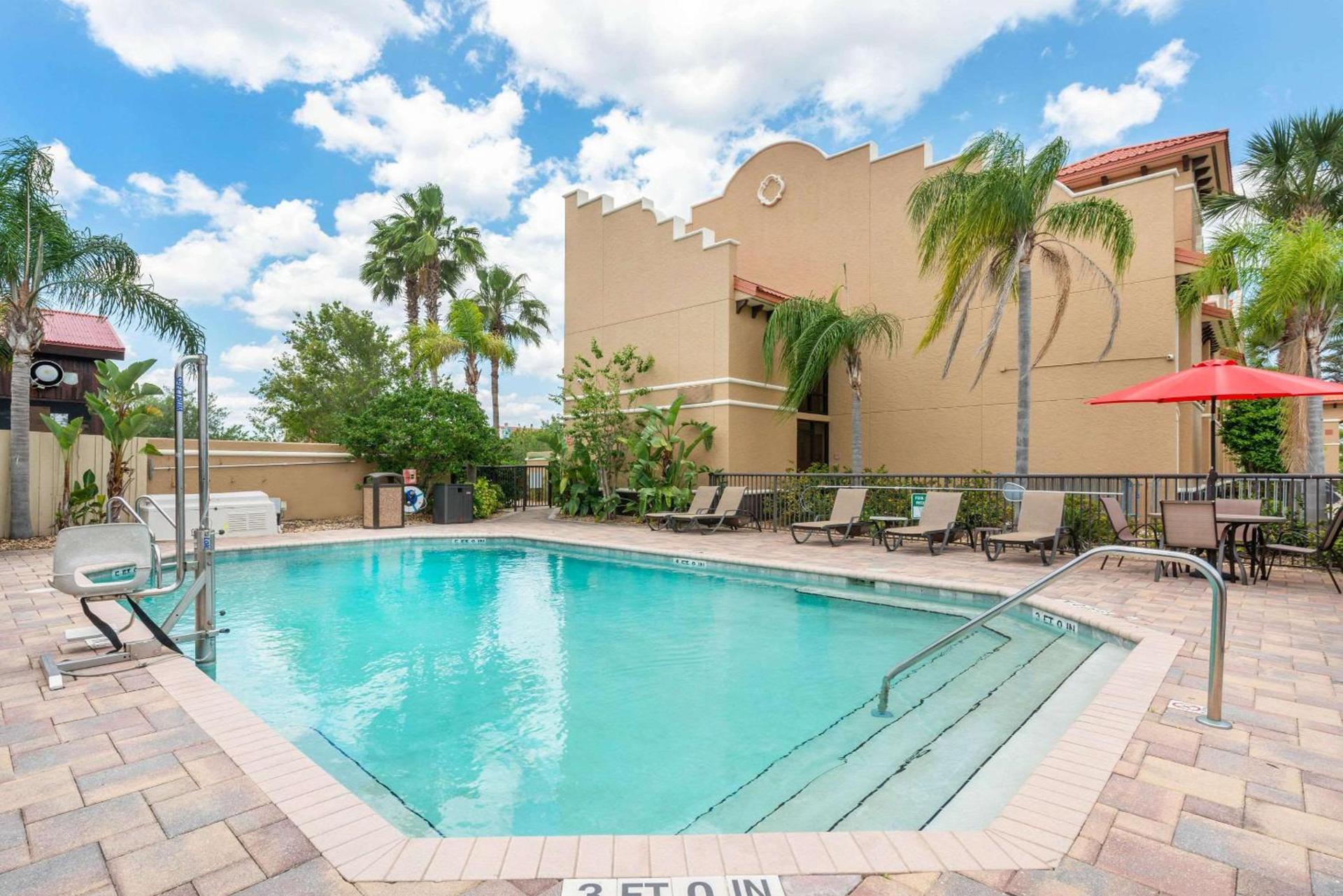 Clarion Inn Ormond Beach at Destination Daytona photo 24