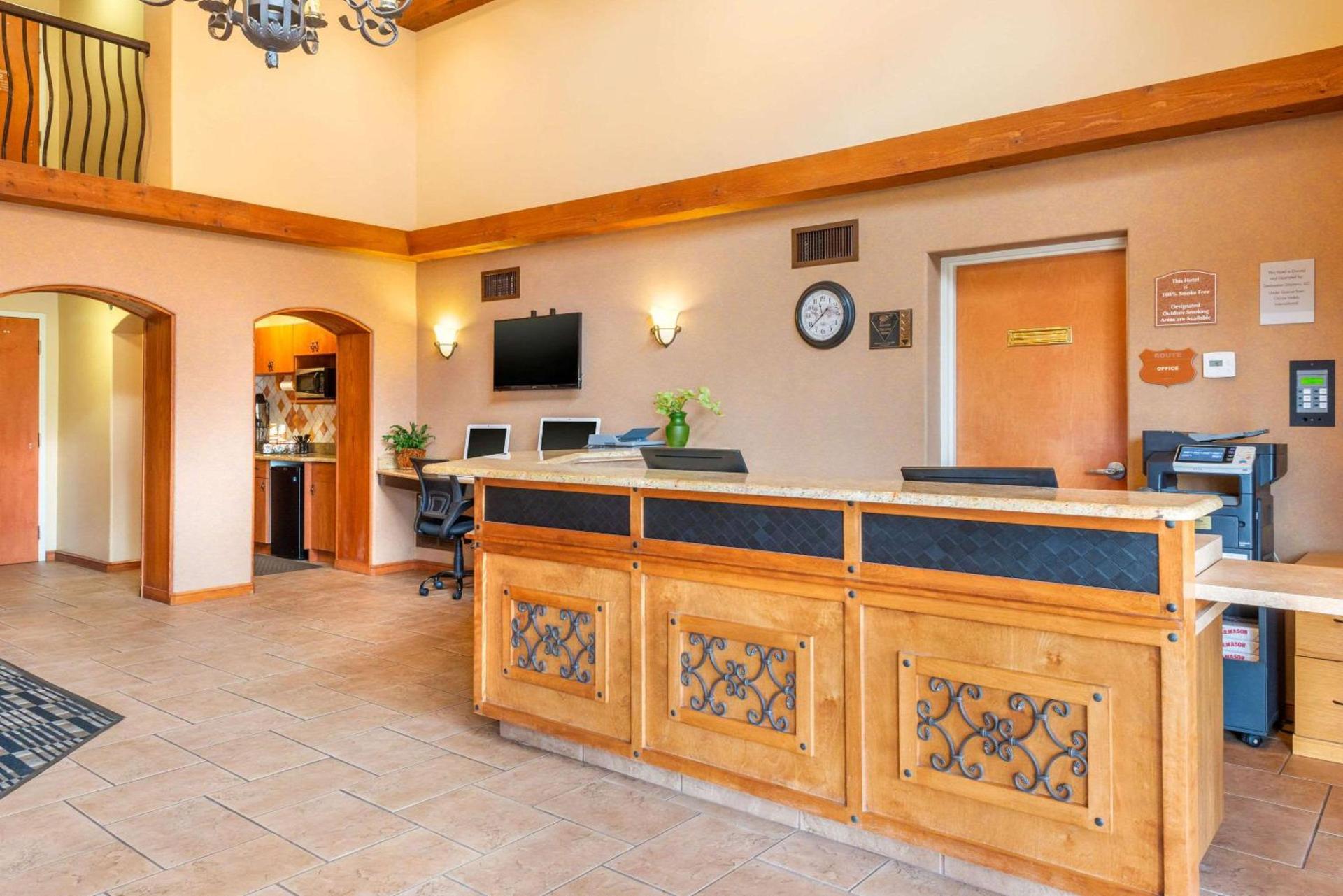 Clarion Inn Ormond Beach at Destination Daytona photo 21