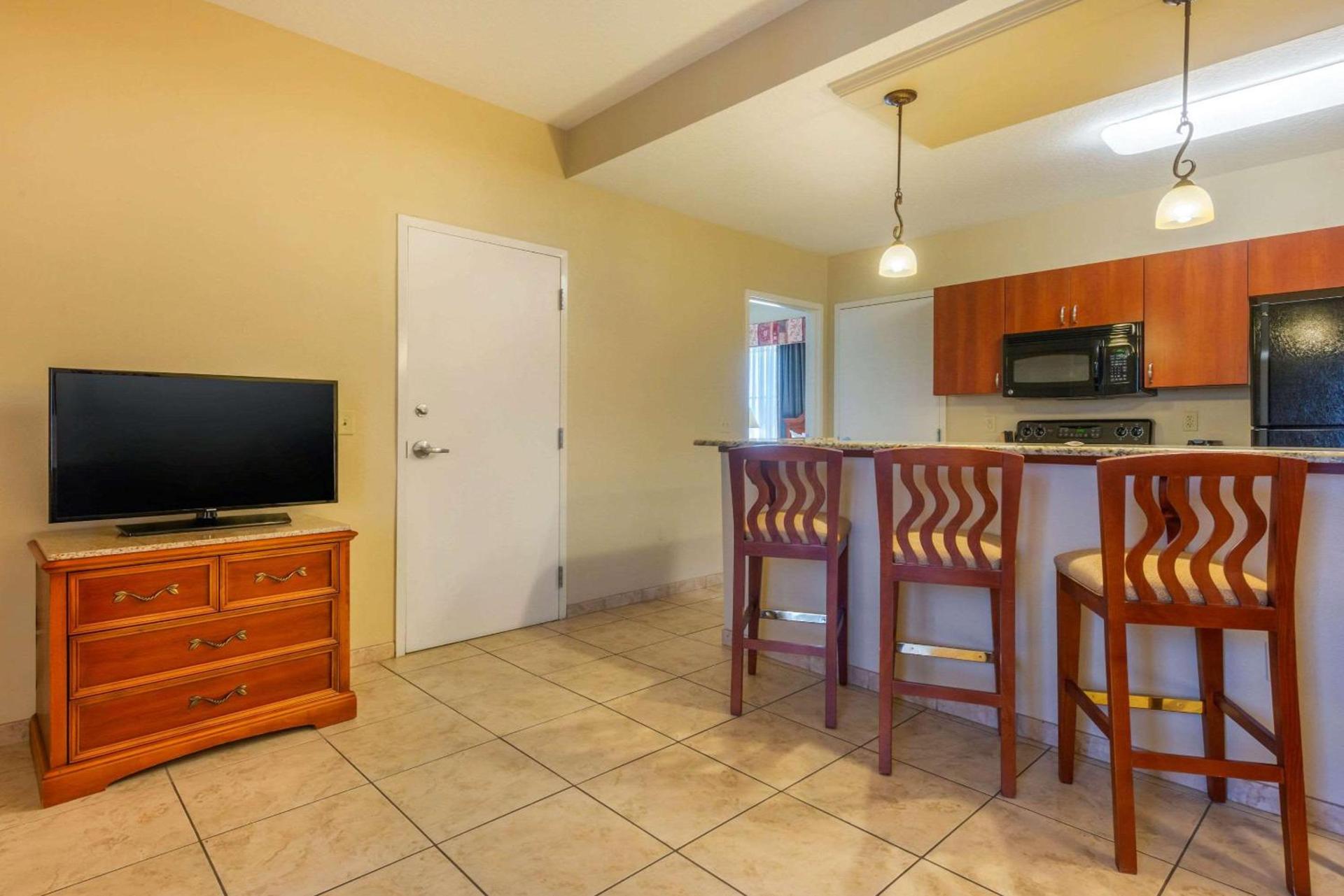 Clarion Inn Ormond Beach at Destination Daytona photo 22