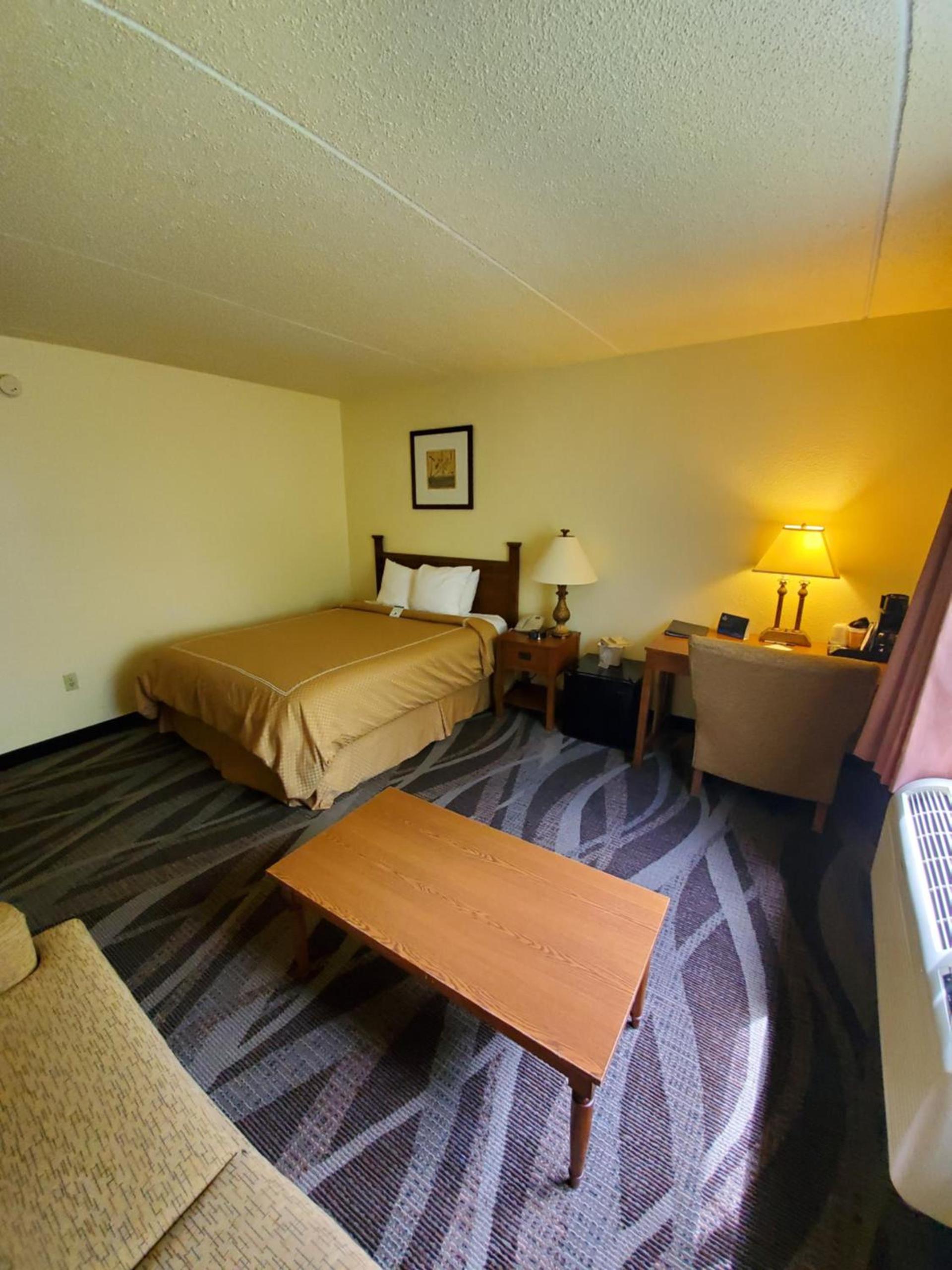 Boarders Inn and Suites by Cobblestone Hotels - Ripon photo 23