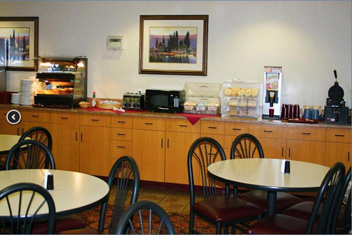 Crystal Inn Hotel & Suites - Great Falls photo 7