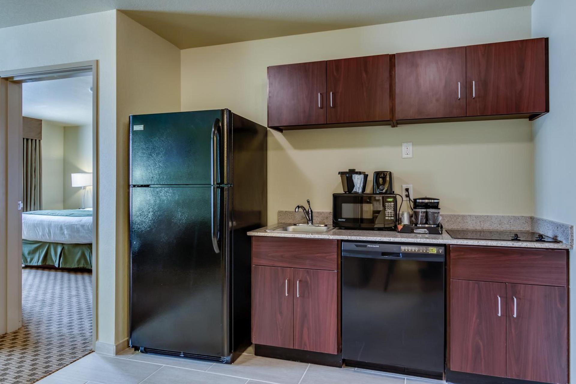 Cobblestone Inn & Suites - Waverly photo 13