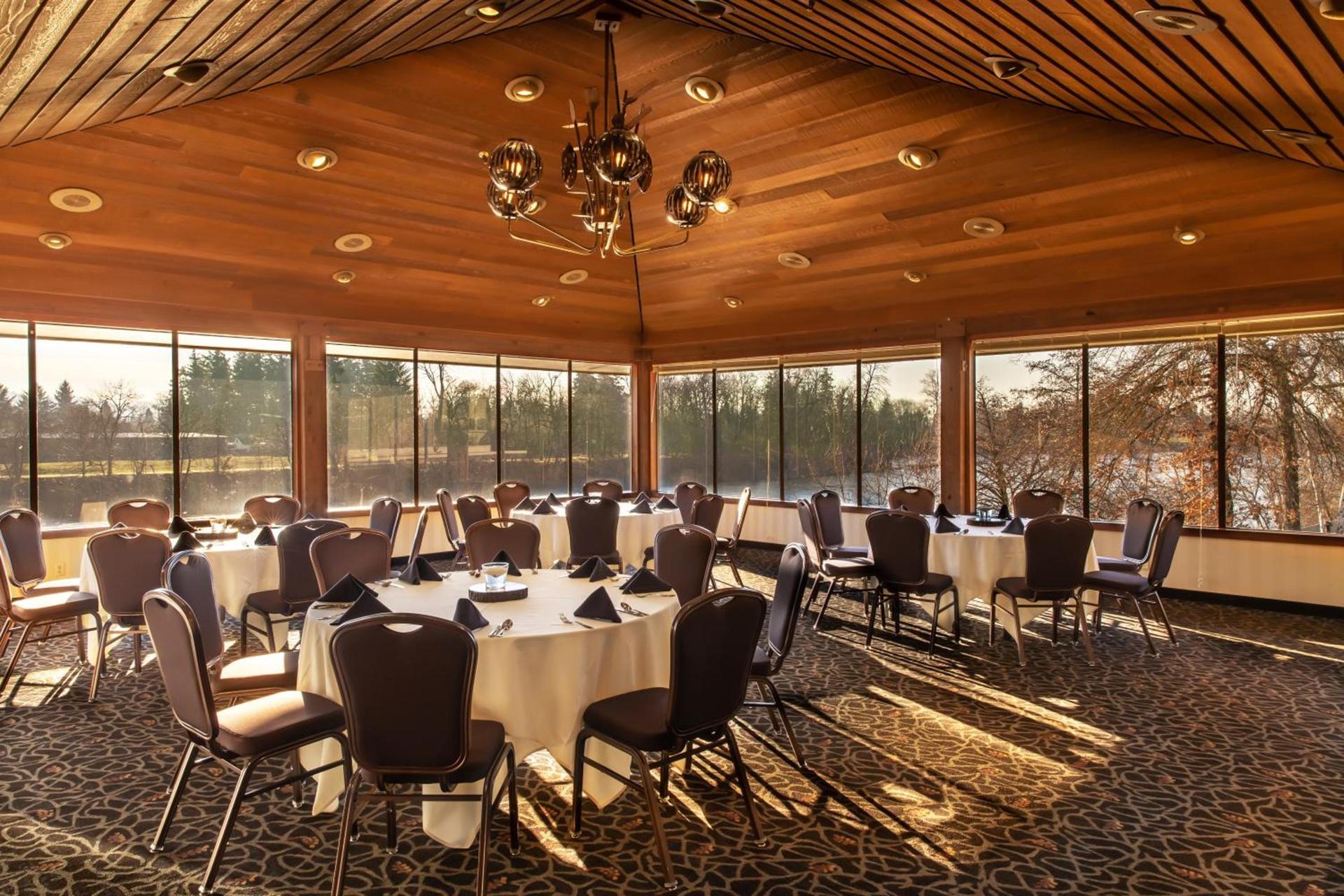 Valley River Inn photo 33