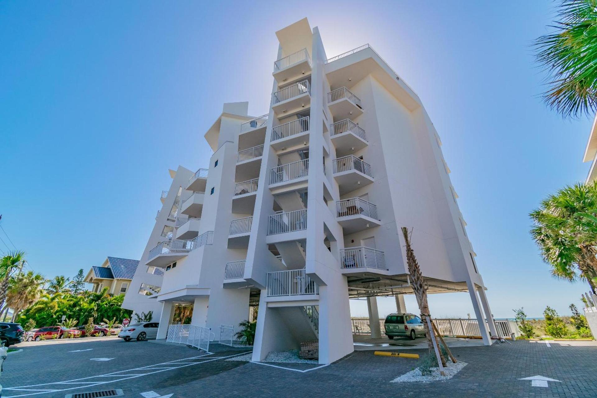 Provident Oceana Beachfront Suites photo 17