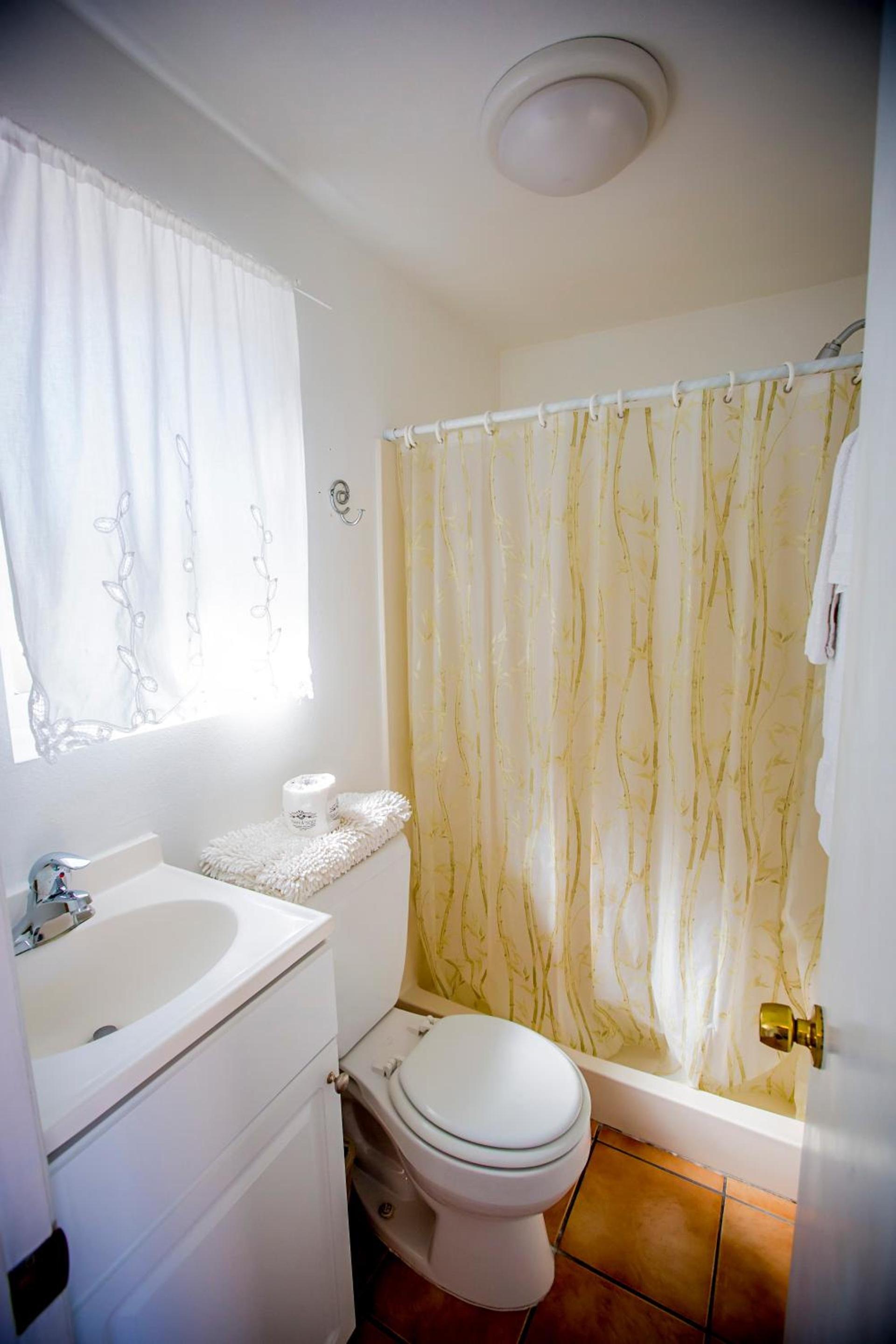 Leucadia Beach Inn photo 46