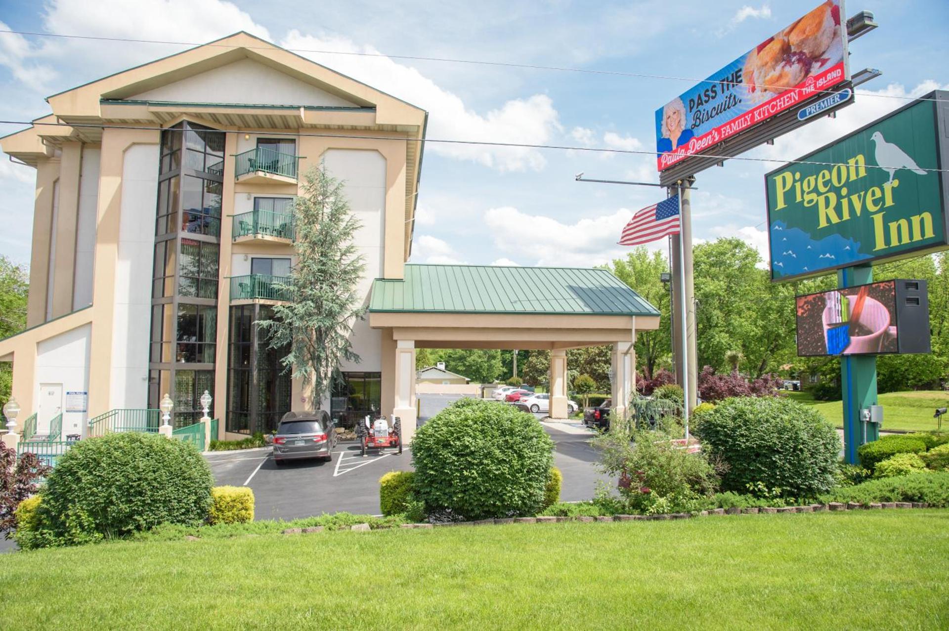 Pigeon River Inn photo 7