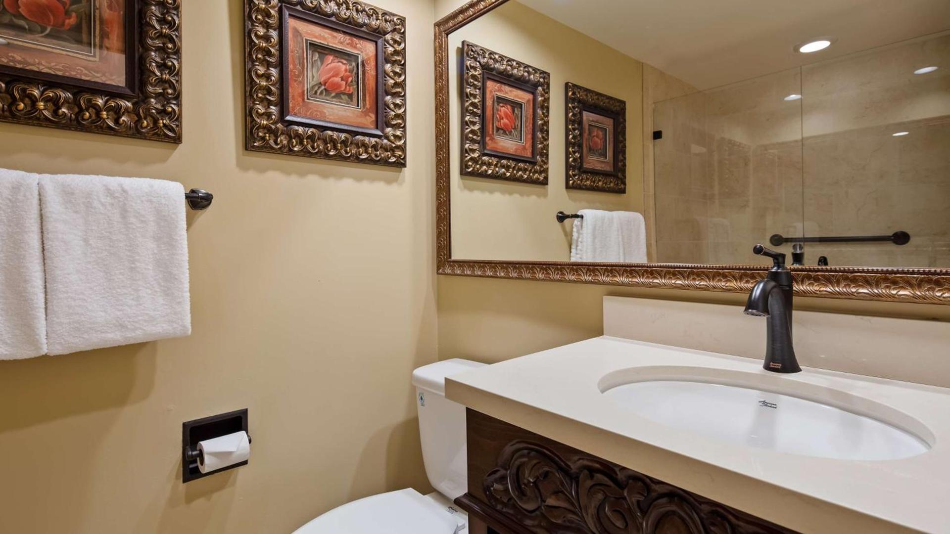 Victorian Inn photo 24