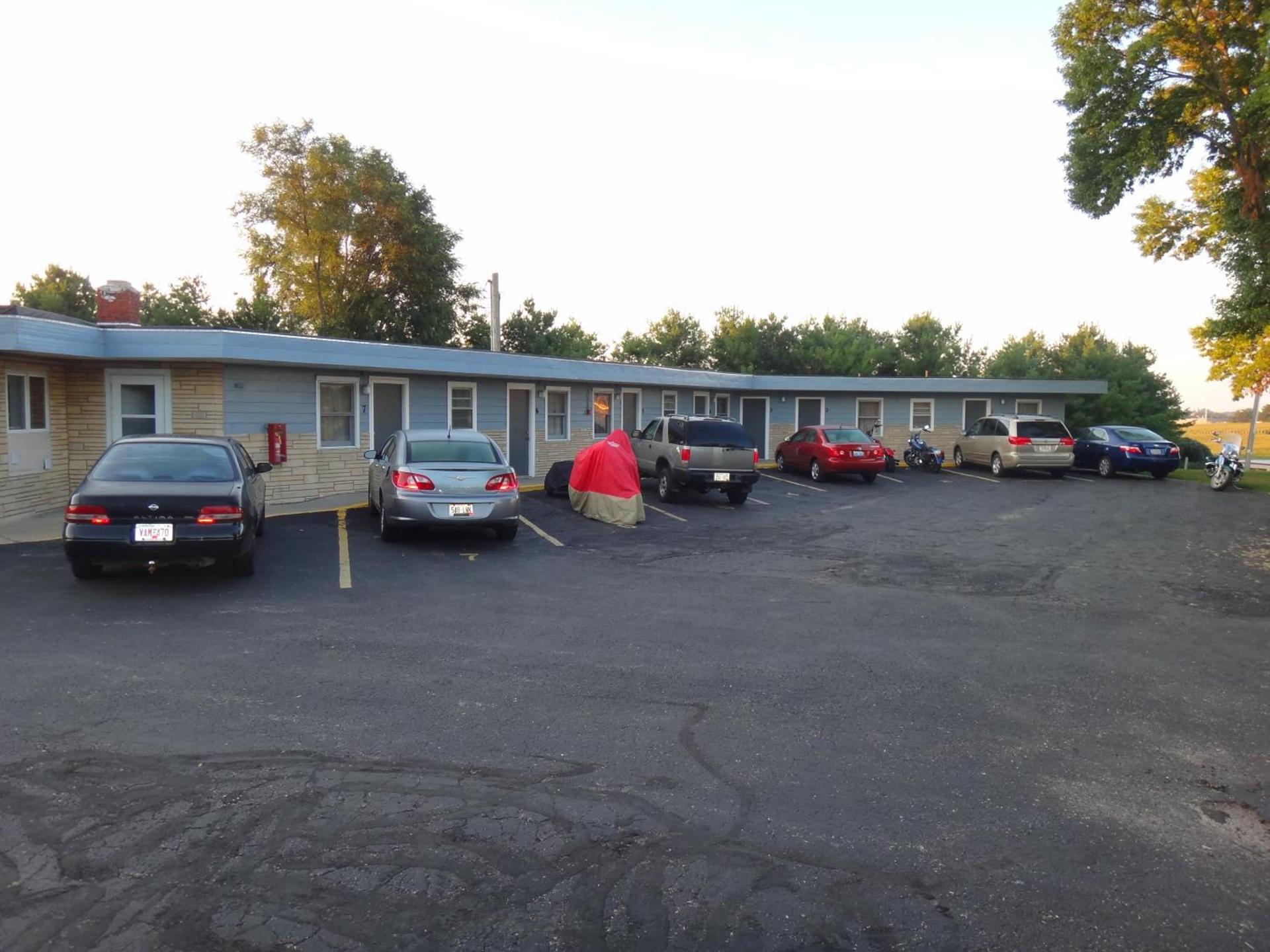 Pine Ridge Motel photo 53