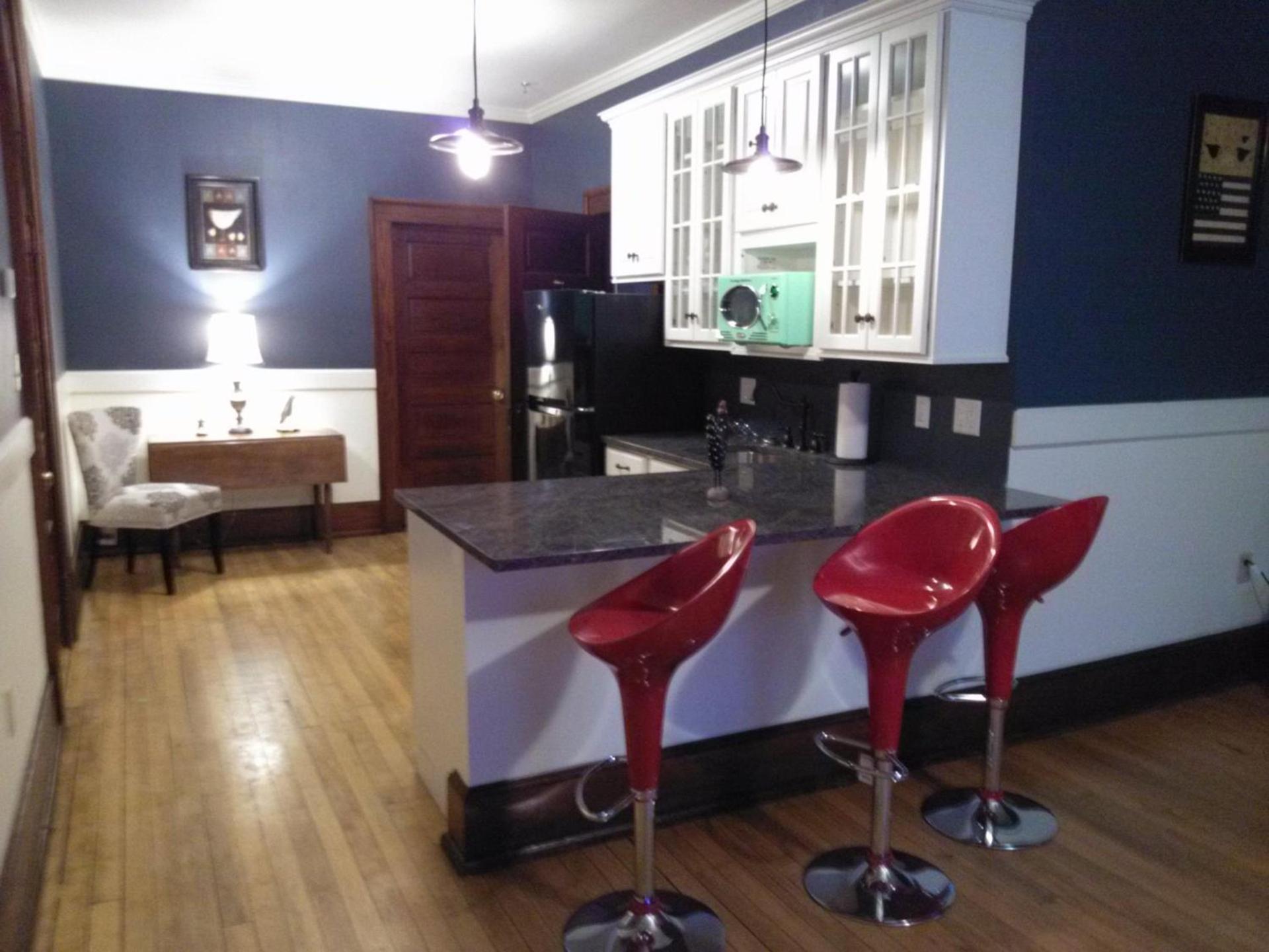 Firehouse Inn photo 8