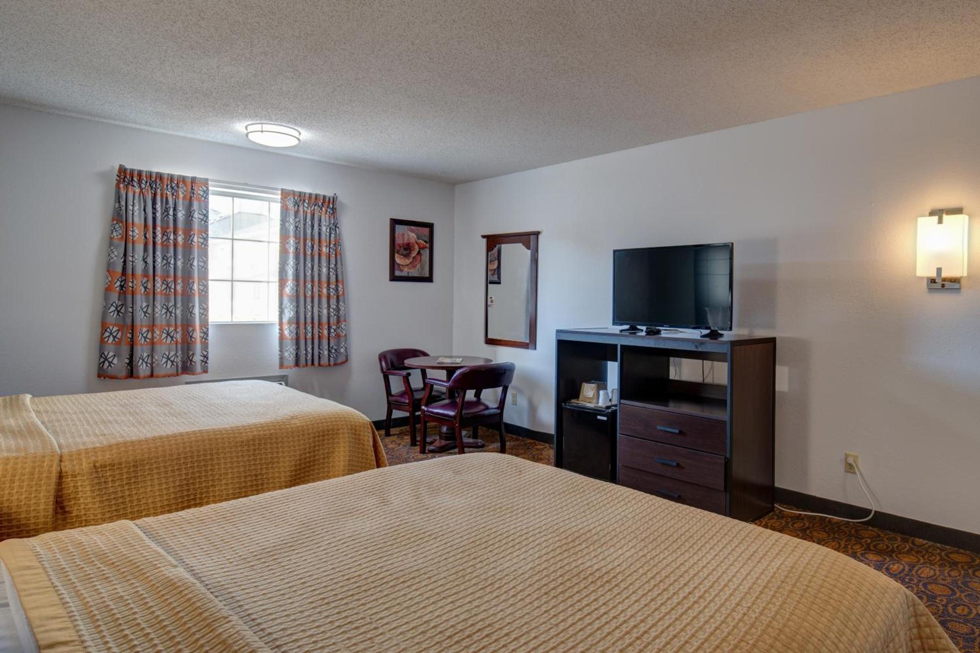 Howard Johnson by Wyndham Branson Theatre District photo 62