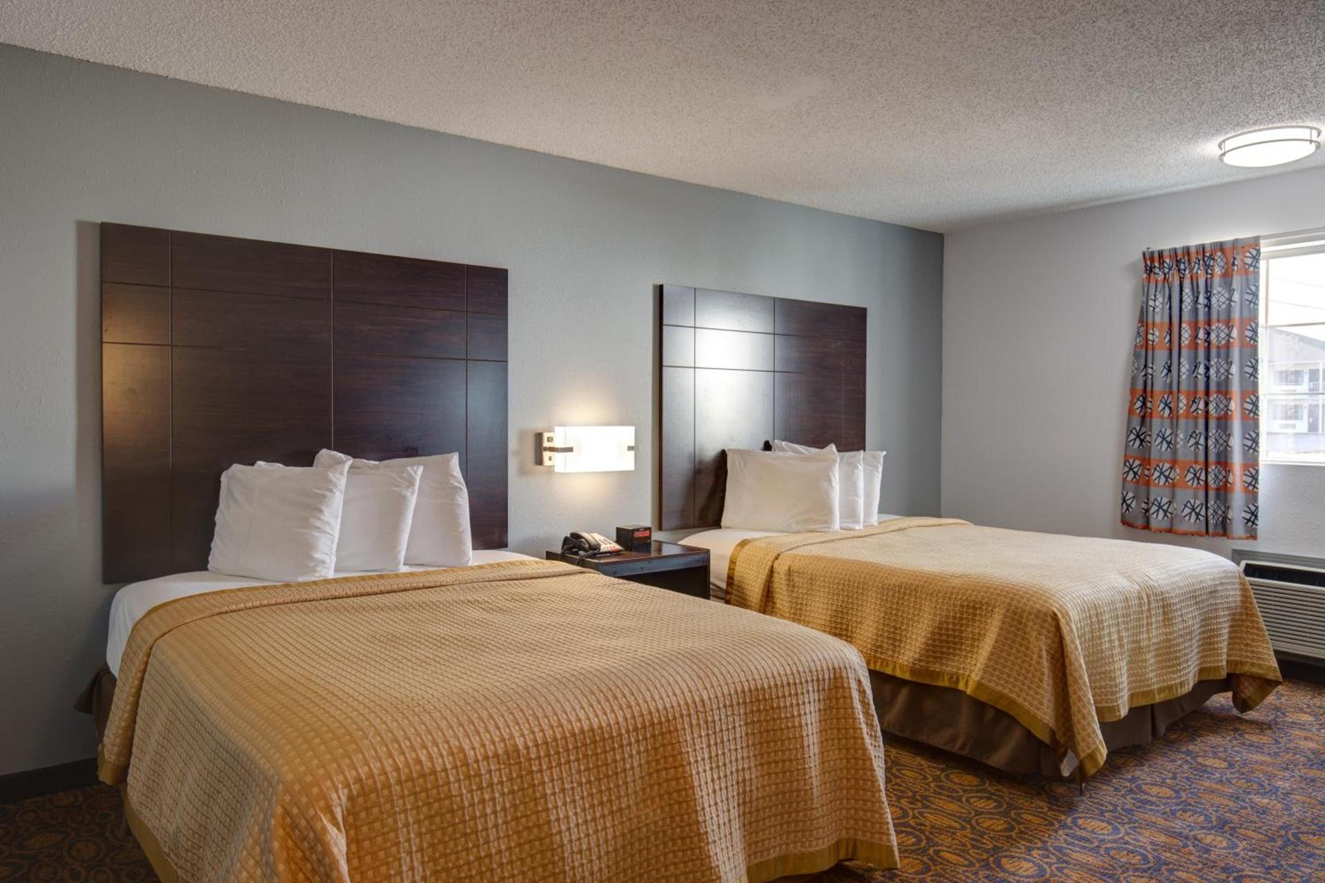 Howard Johnson by Wyndham Branson Theatre District photo 68