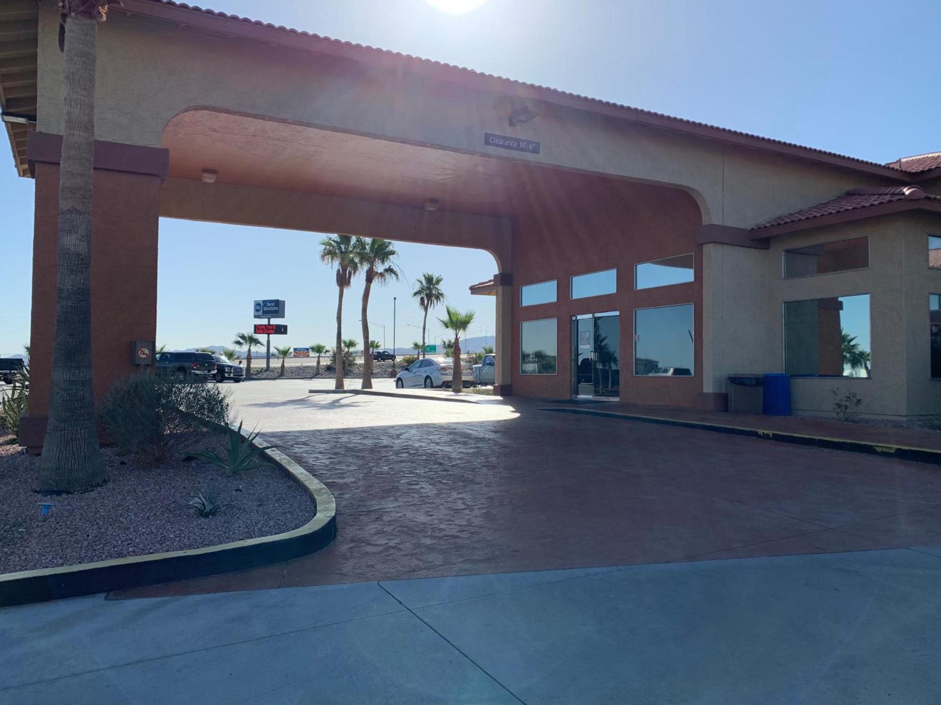 Best Western Desert Oasis photo 24