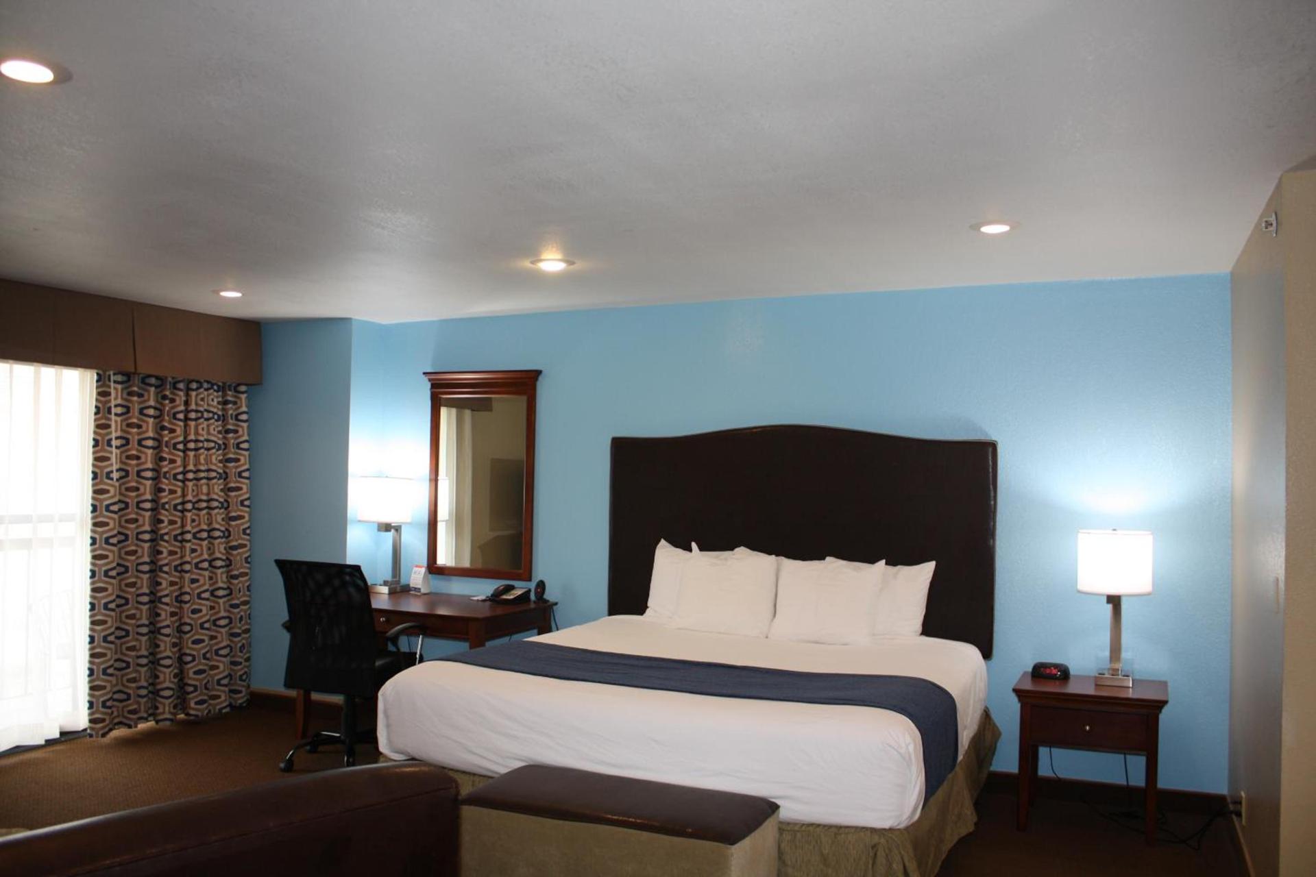Baymont by Wyndham Yakima Riverfront photo 16