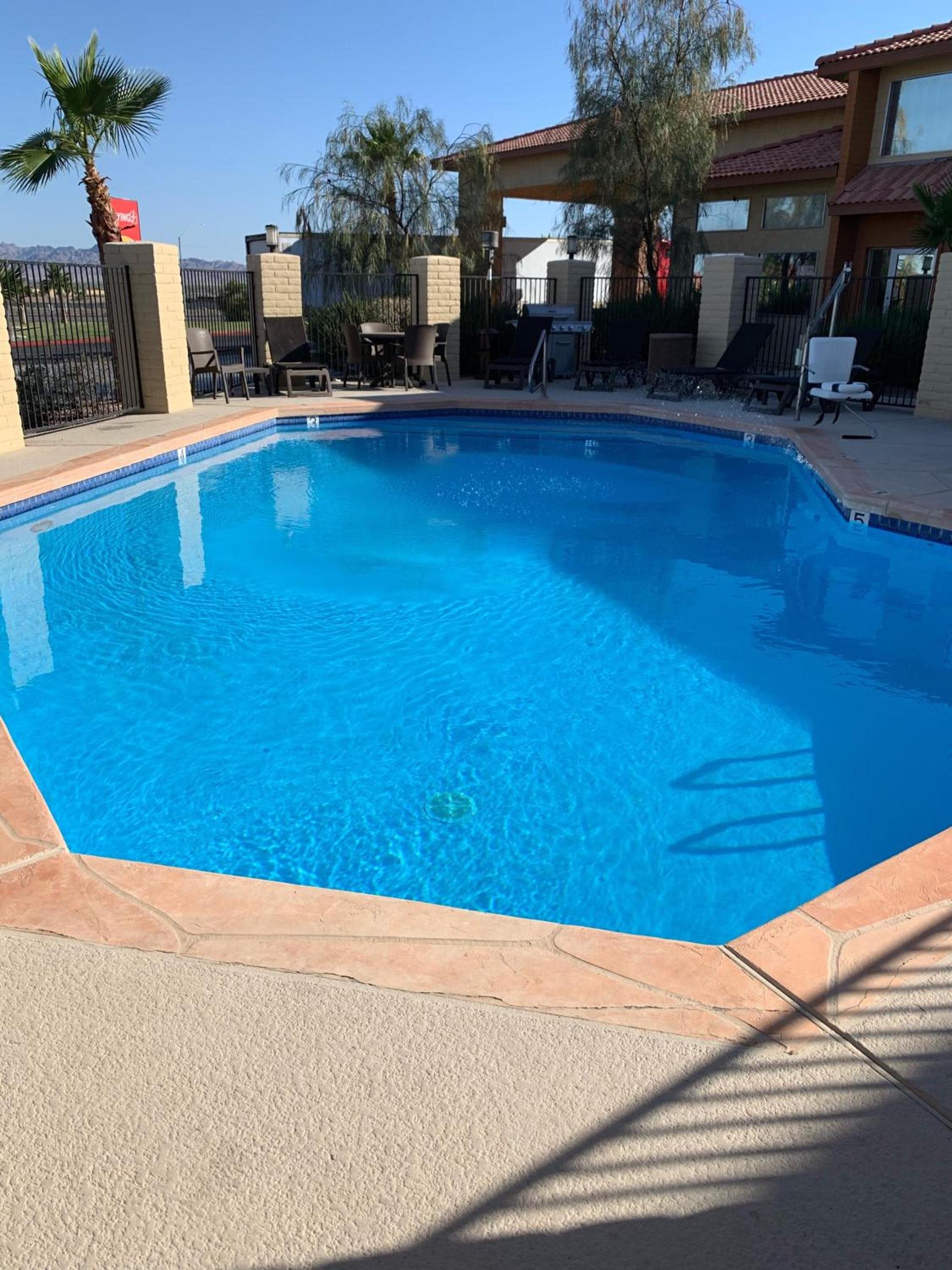 Best Western Desert Oasis photo 35