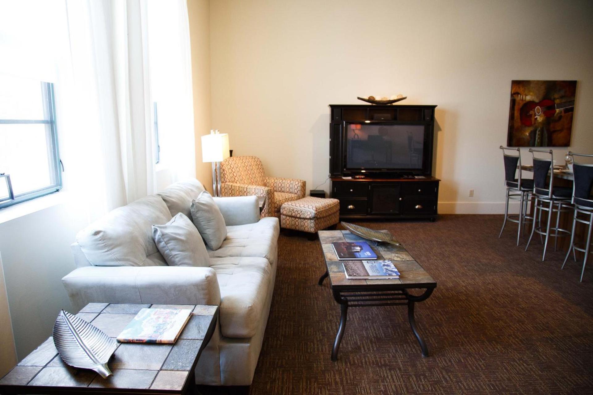The Lofts at the Five & DIme photo 34
