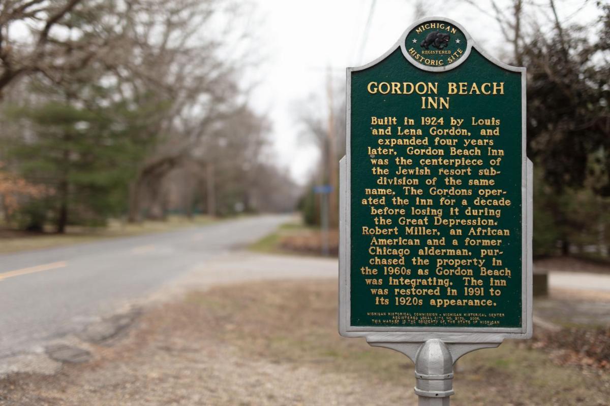 Gordon Beach Inn photo 63
