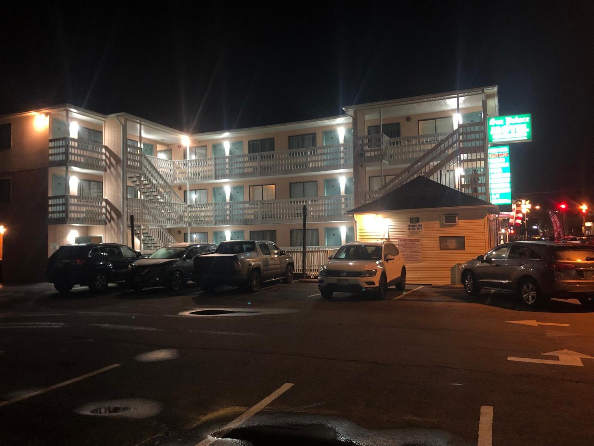 Sea Palace Motel photo 17