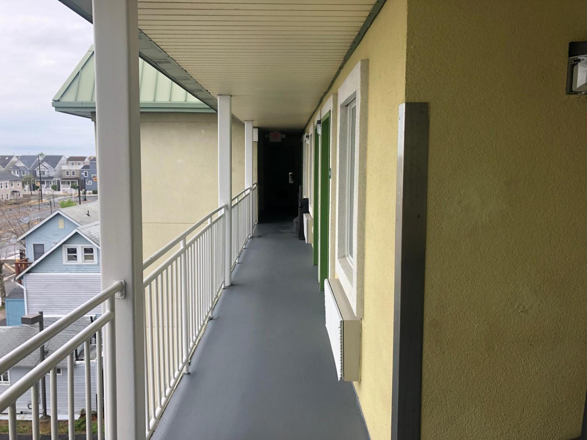 Sea Palace Inn photo 26
