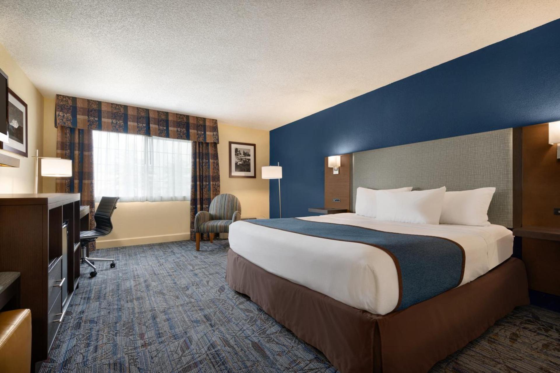 Ramada by Wyndham Spokane Airport photo 64