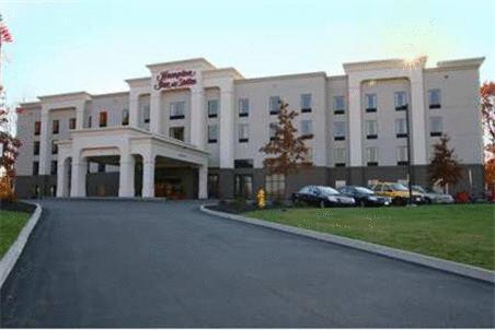 Hampton Inn and Suites Jamestown photo 28