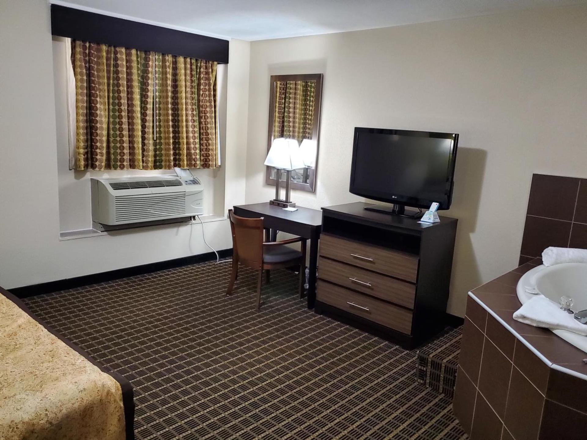 Best Western Adena Inn photo 57