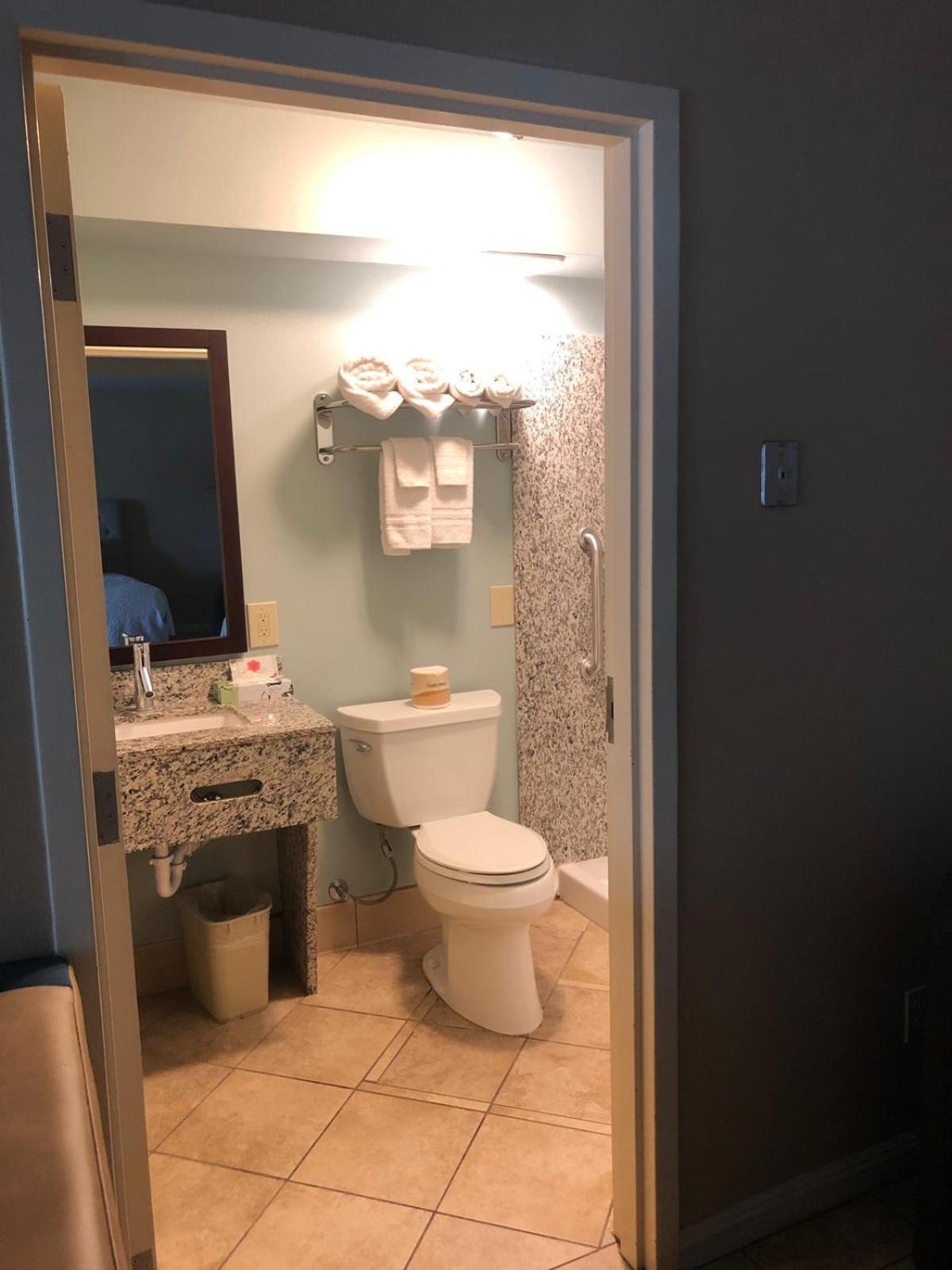 Morro Shores Inn And Suites photo 40